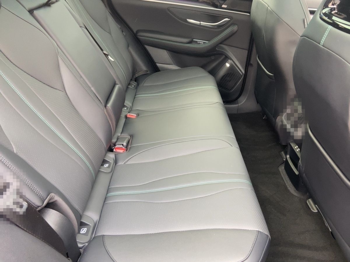 BYD Seal U DM-i Boost foto 12