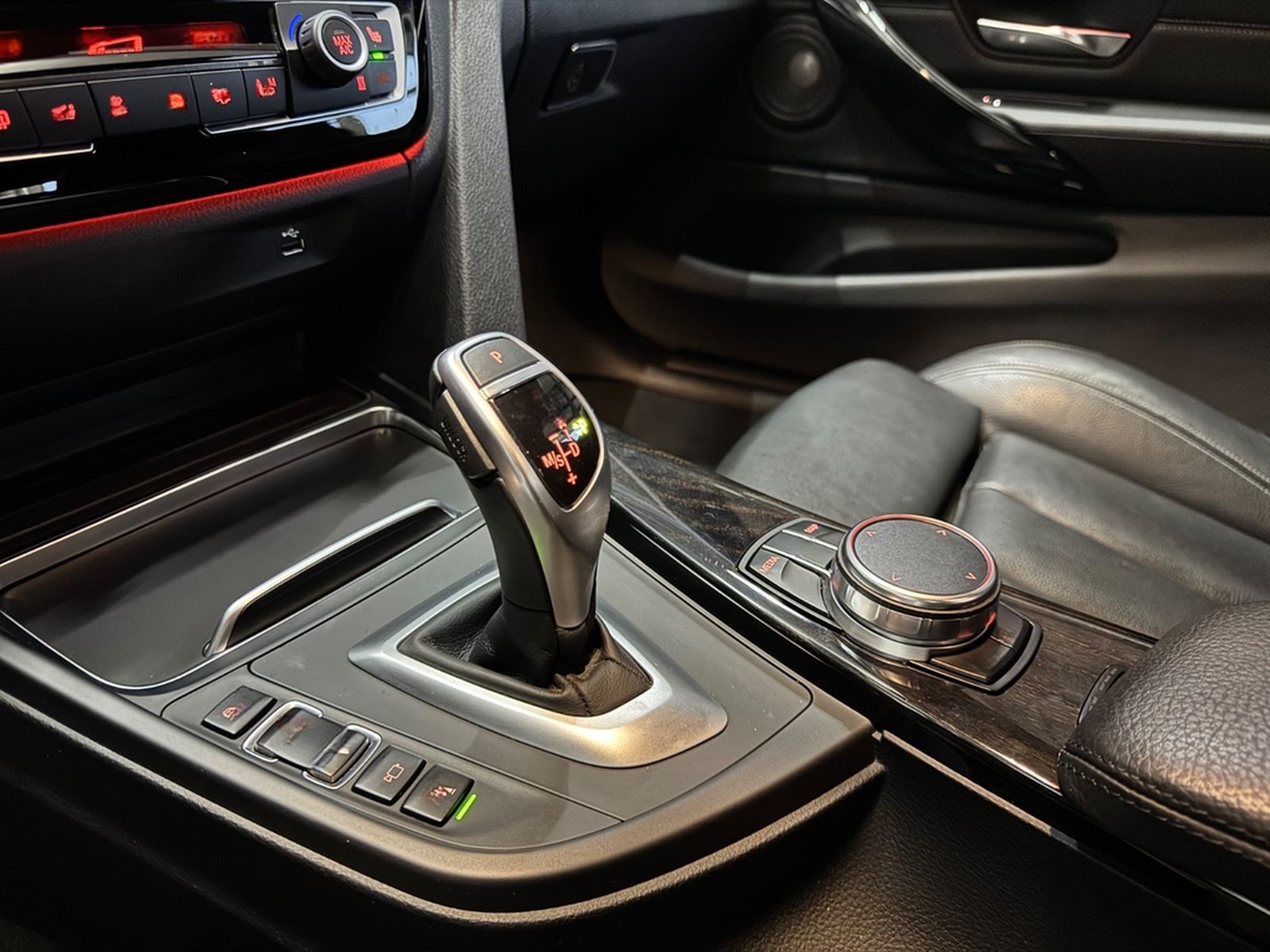 BMW Cabrio 440 i Luxury Line *LED+NAVI+KAMERA+PDC* foto 14