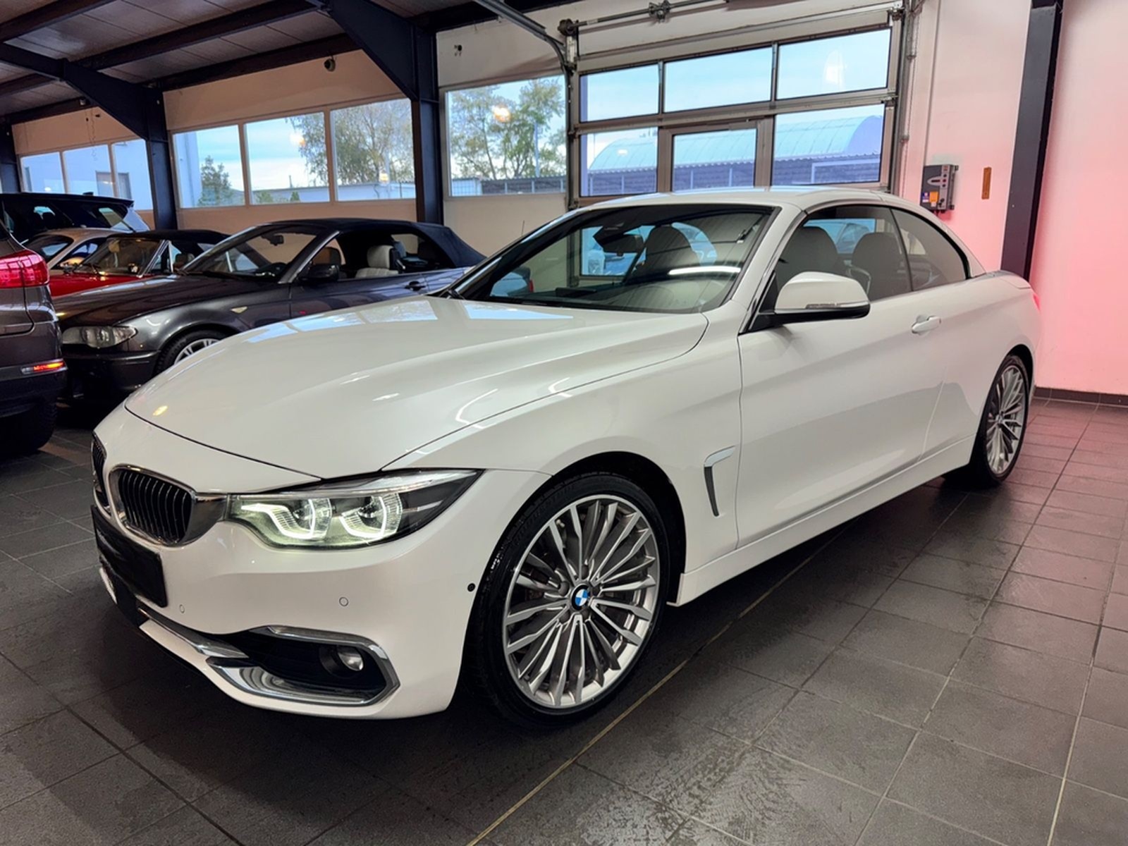 BMW Cabrio 440 i Luxury Line *LED+NAVI+KAMERA+PDC* foto 3
