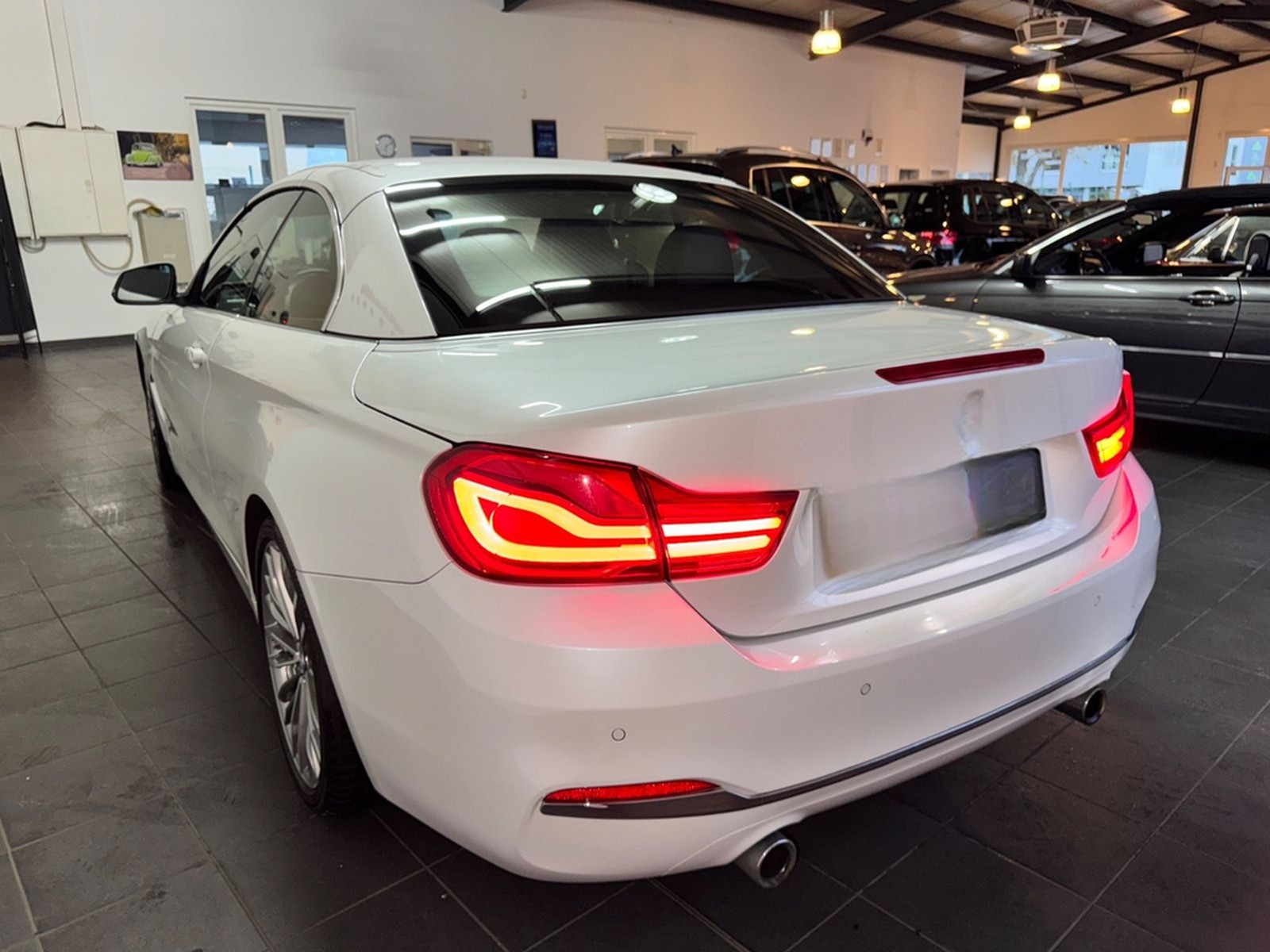 BMW Cabrio 440 i Luxury Line *LED+NAVI+KAMERA+PDC* foto 4