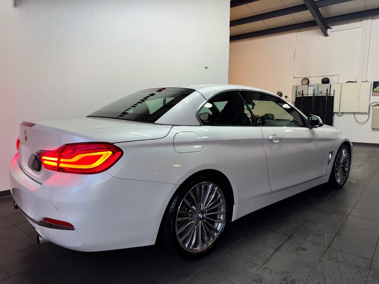 BMW Cabrio 440 i Luxury Line *LED+NAVI+KAMERA+PDC* foto 6