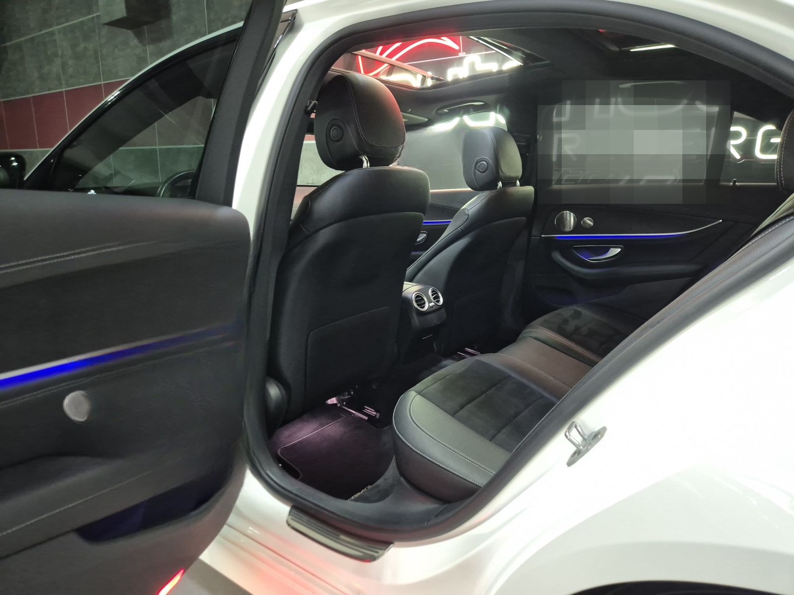 Mercedes-Benz E 300 de *AMG-LINE*BURMESTER*PANO*JUNGE STERNE* foto 12