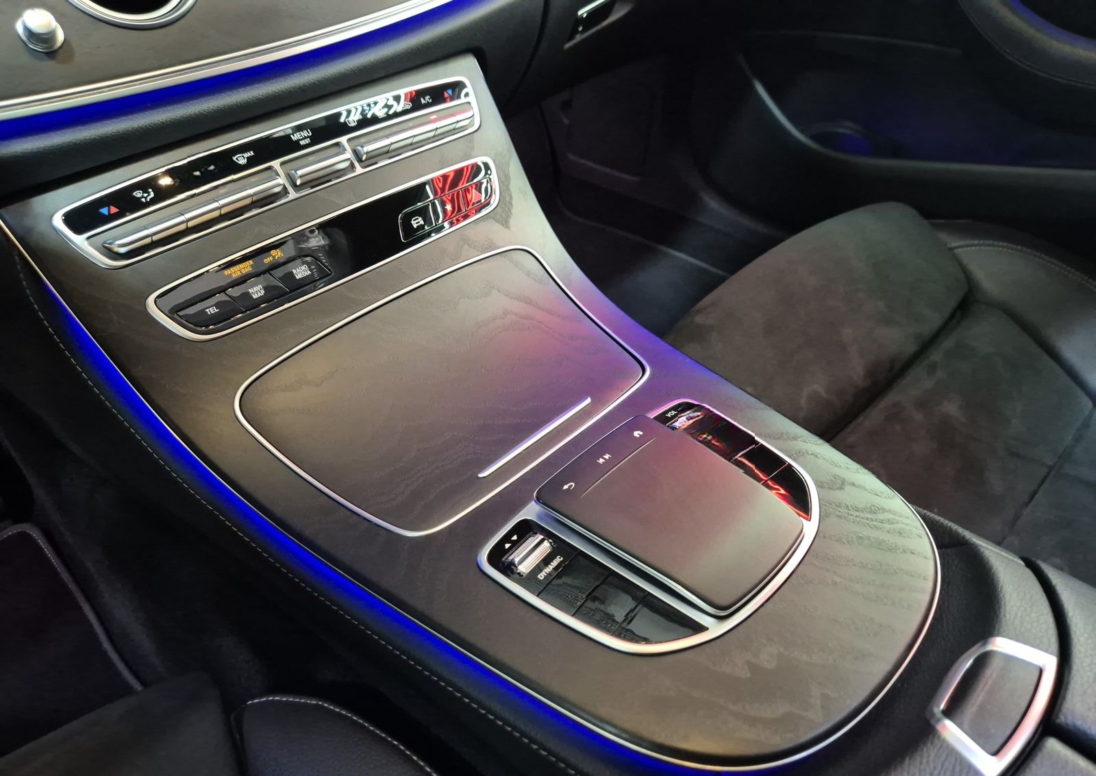 Mercedes-Benz E 300 de *AMG-LINE*BURMESTER*PANO*JUNGE STERNE* foto 9