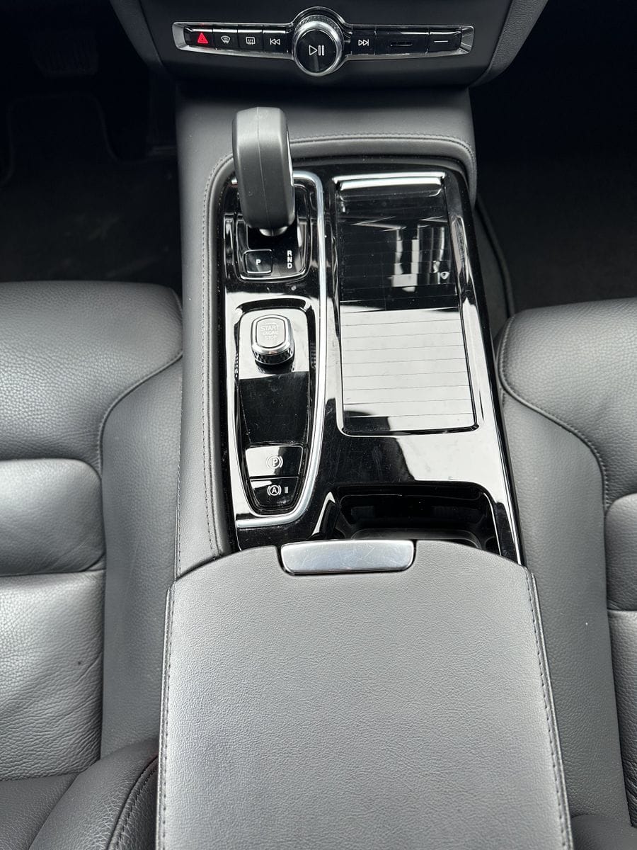 Volvo V90 T6 Recharge AWD Core NAV+LED+KAM+AHK+VC+ACC foto 14