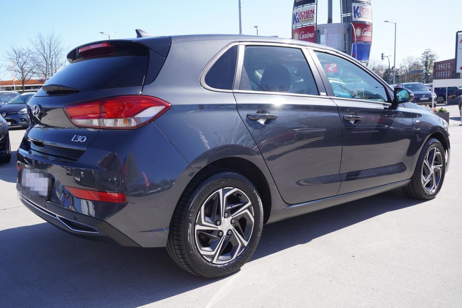 Hyundai i30 1.5 Intro Edition DCT VC SHZ LED Navi Kamera foto 5