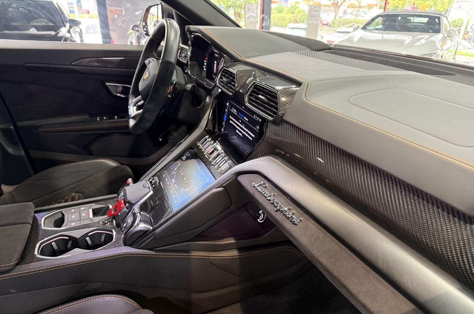 Lamborghini Urus Carbon Paket Interieur&Exterieur +PANO+B&O+ foto 25