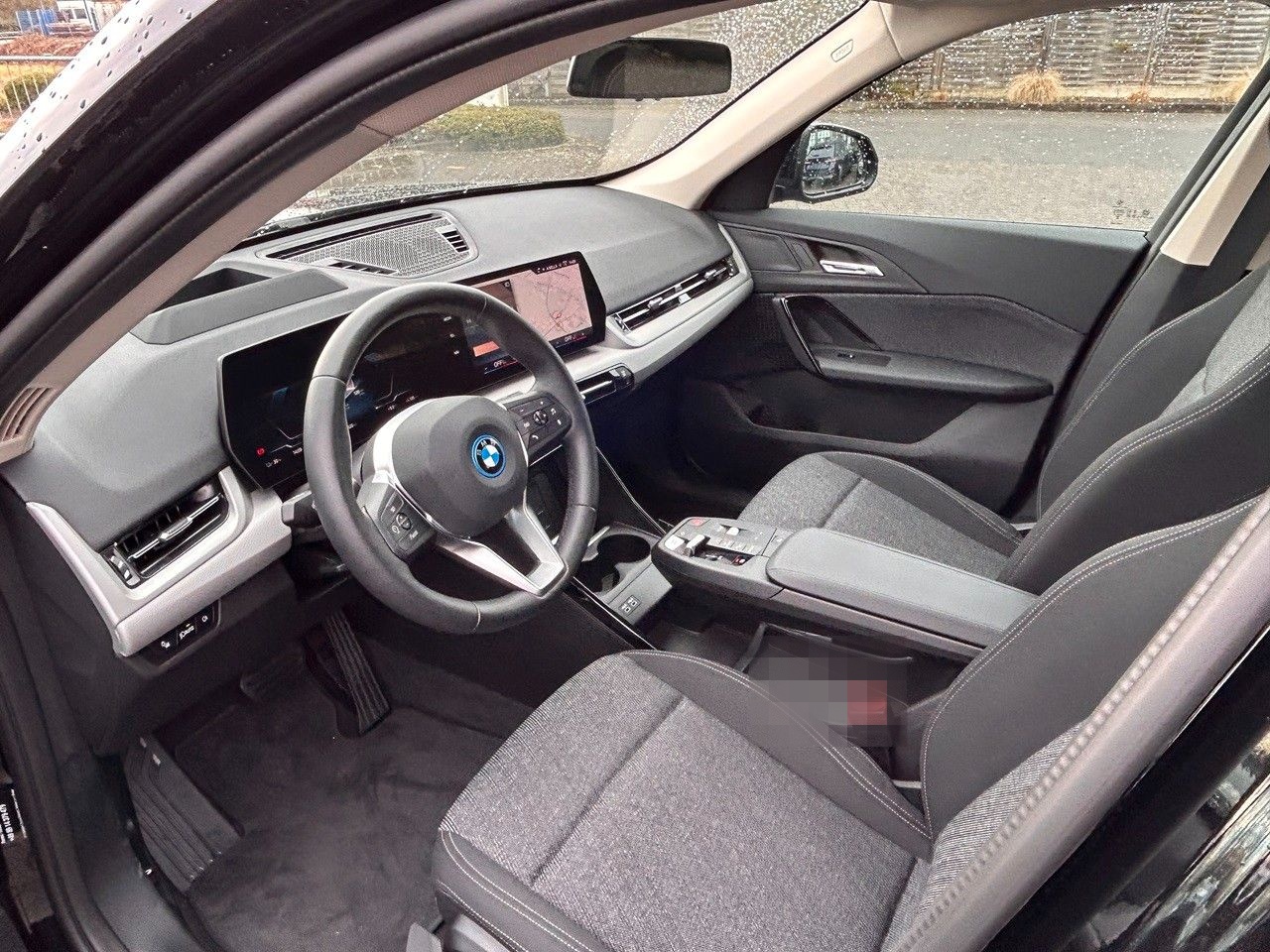BMW iX1 30 xDrive / AHK schwenkbar / Head-Up Displ. foto 5