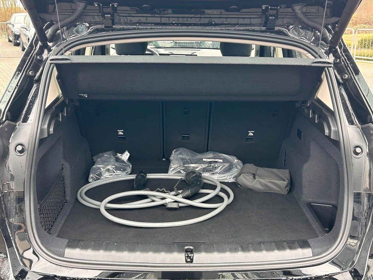 BMW iX1 30 xDrive / AHK schwenkbar / Head-Up Displ. foto 9