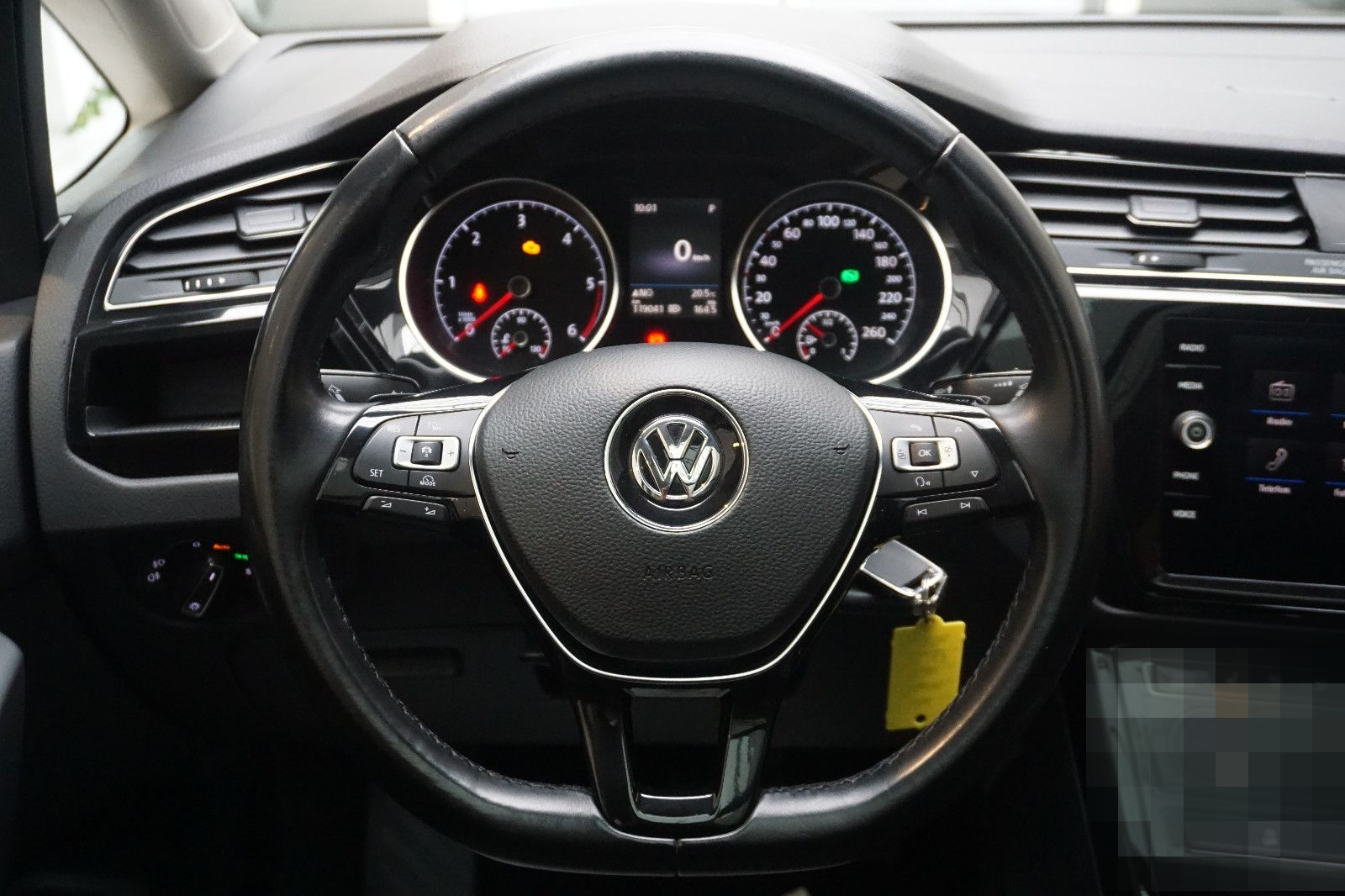 Volkswagen Touran Highline AUTOMATIK, NAVI, STANDHEIZUNG foto 12