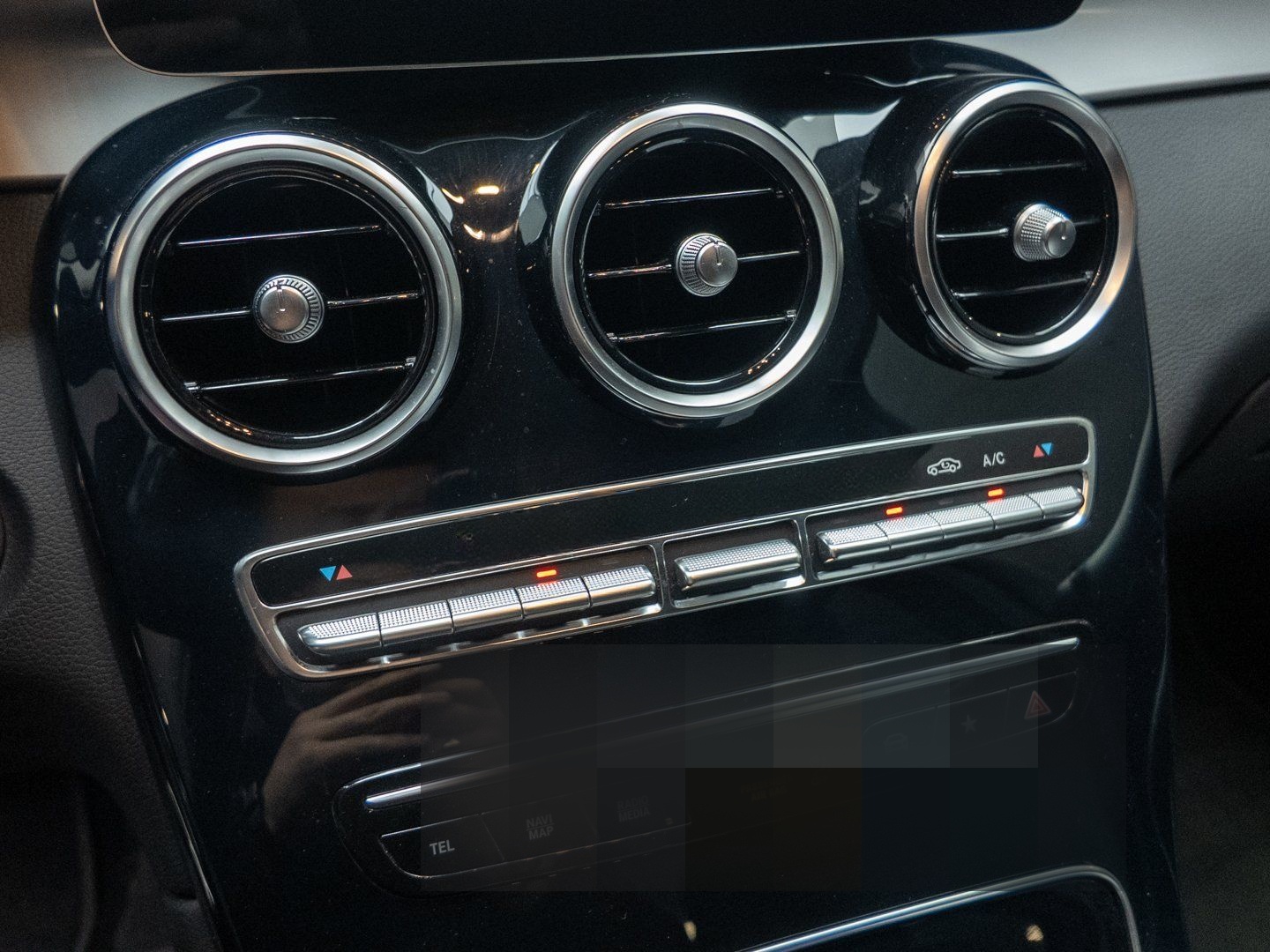 Mercedes-Benz GLC 200 d 4Matic,LED,MBUX,NaviPlus,RüKam,Offroad foto 17