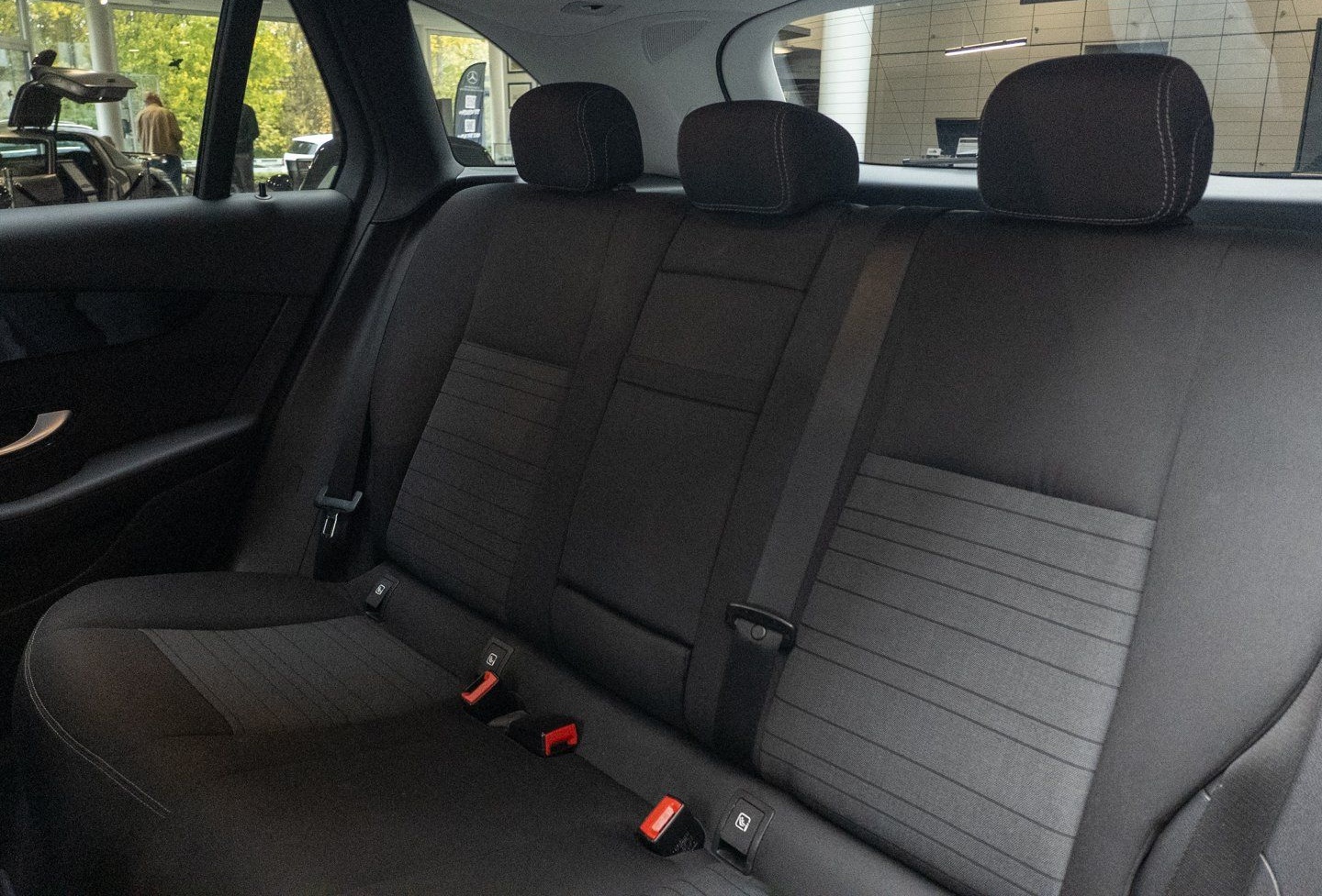 Mercedes-Benz GLC 200 d 4Matic,LED,MBUX,NaviPlus,RüKam,Offroad foto 25