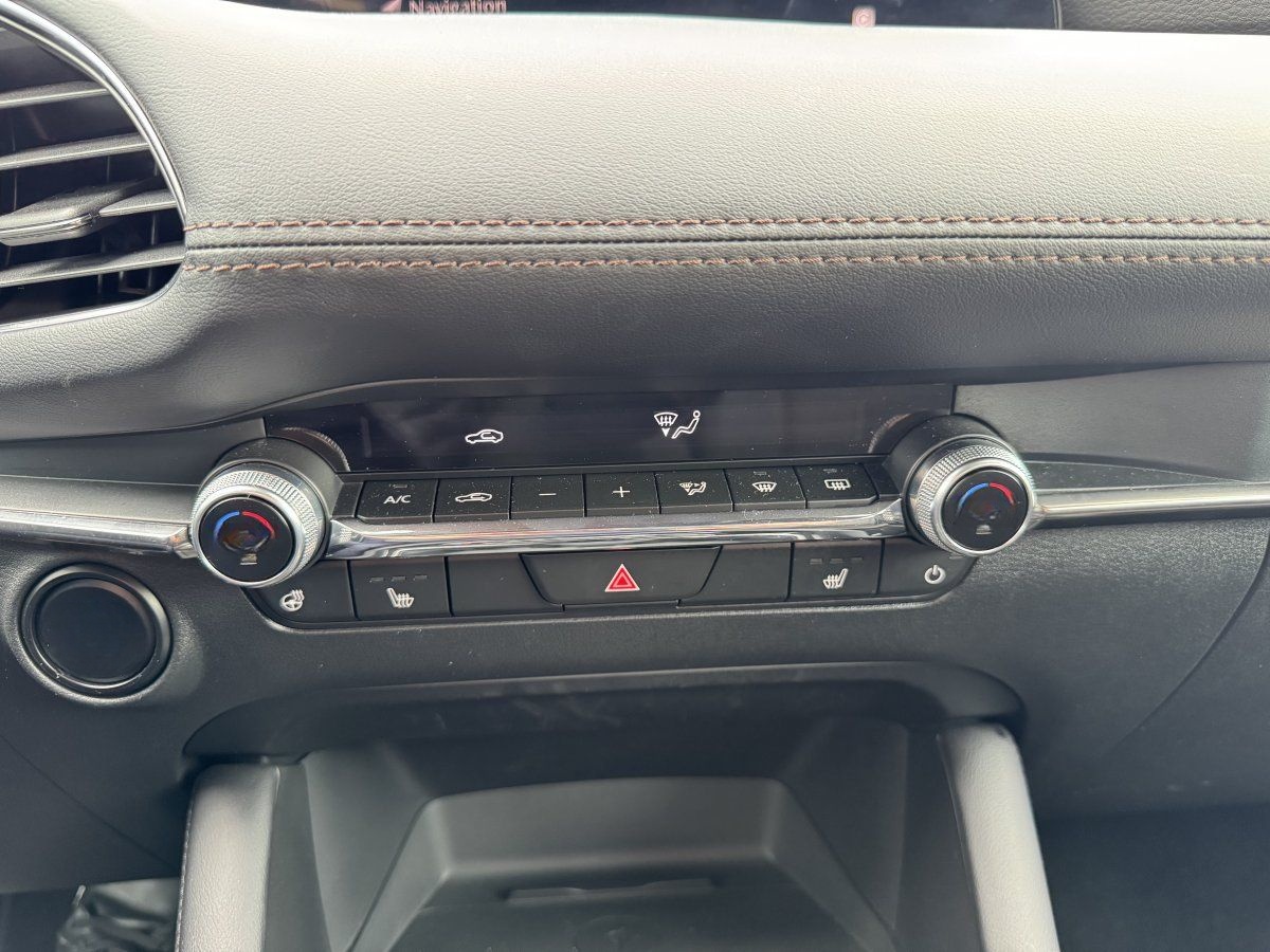 Mazda 3 2.5 140PS AT Centre-line LED Kamera NAVI foto 13