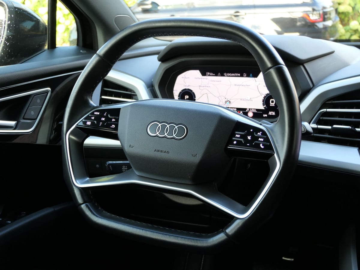 Audi 45 E-TRON+S-LINE+QUATT+20"+NAVI+HUD+OPTIK+SONOS+ foto 17