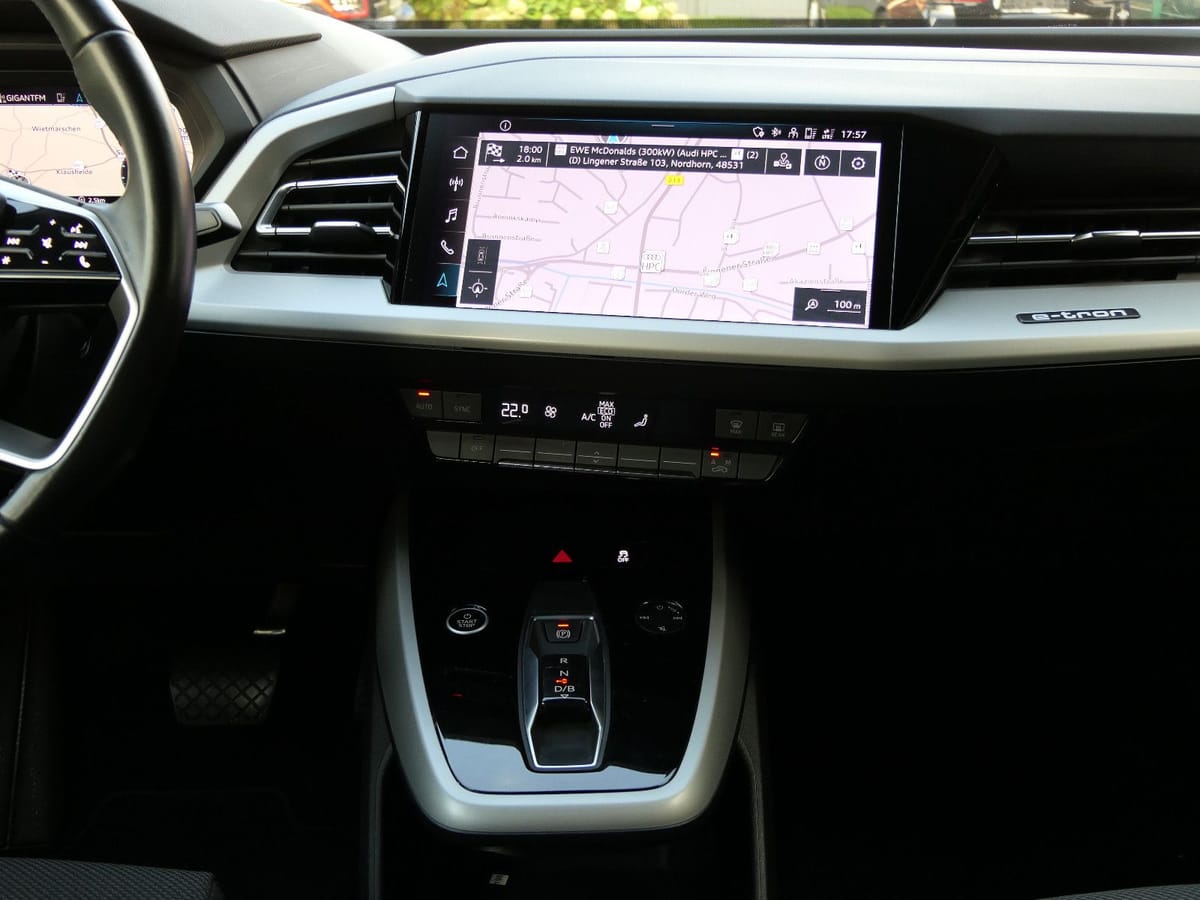 Audi 45 E-TRON+S-LINE+QUATT+20"+NAVI+HUD+OPTIK+SONOS+ foto 18