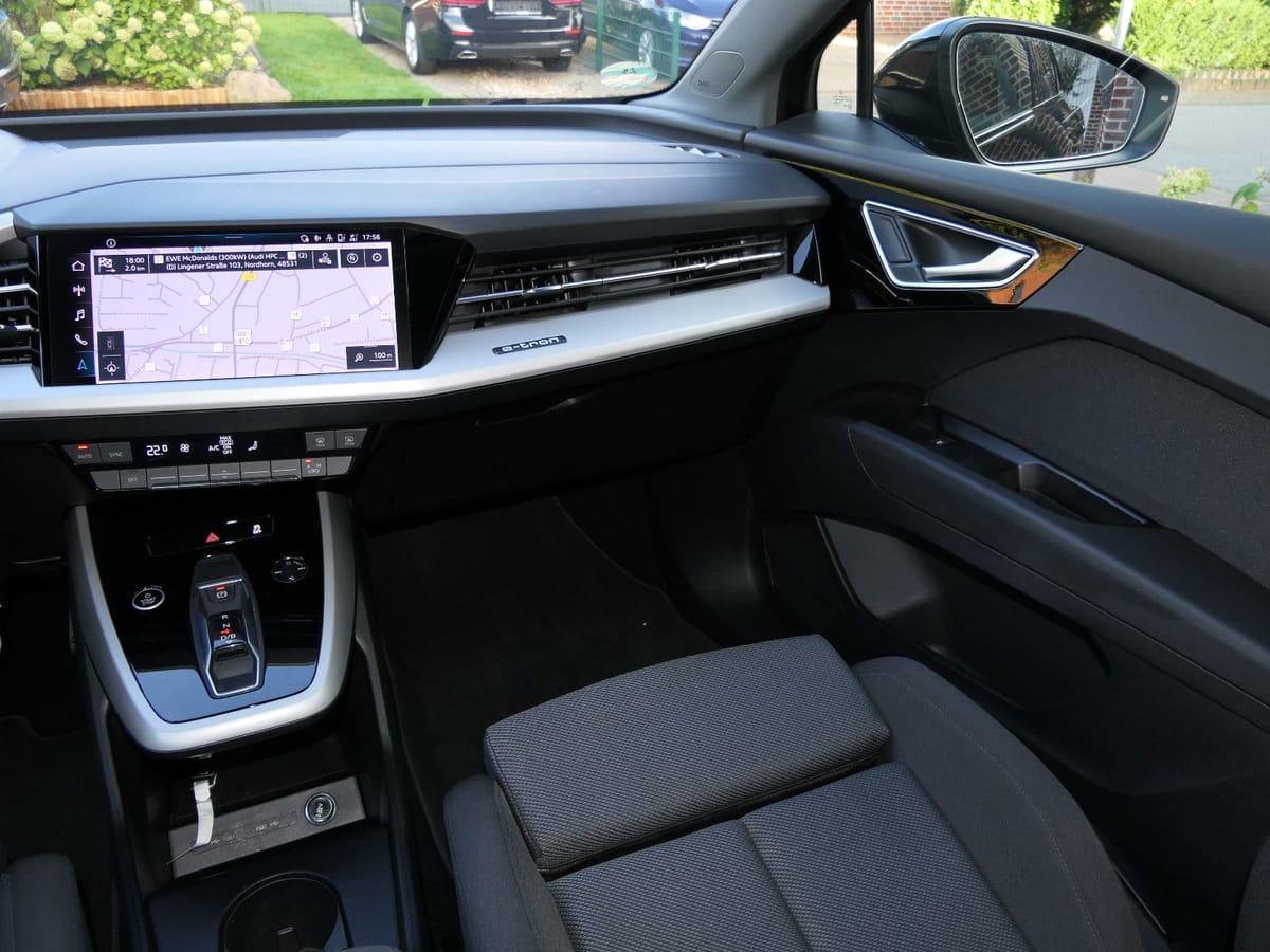 Audi 45 E-TRON+S-LINE+QUATT+20"+NAVI+HUD+OPTIK+SONOS+ foto 19