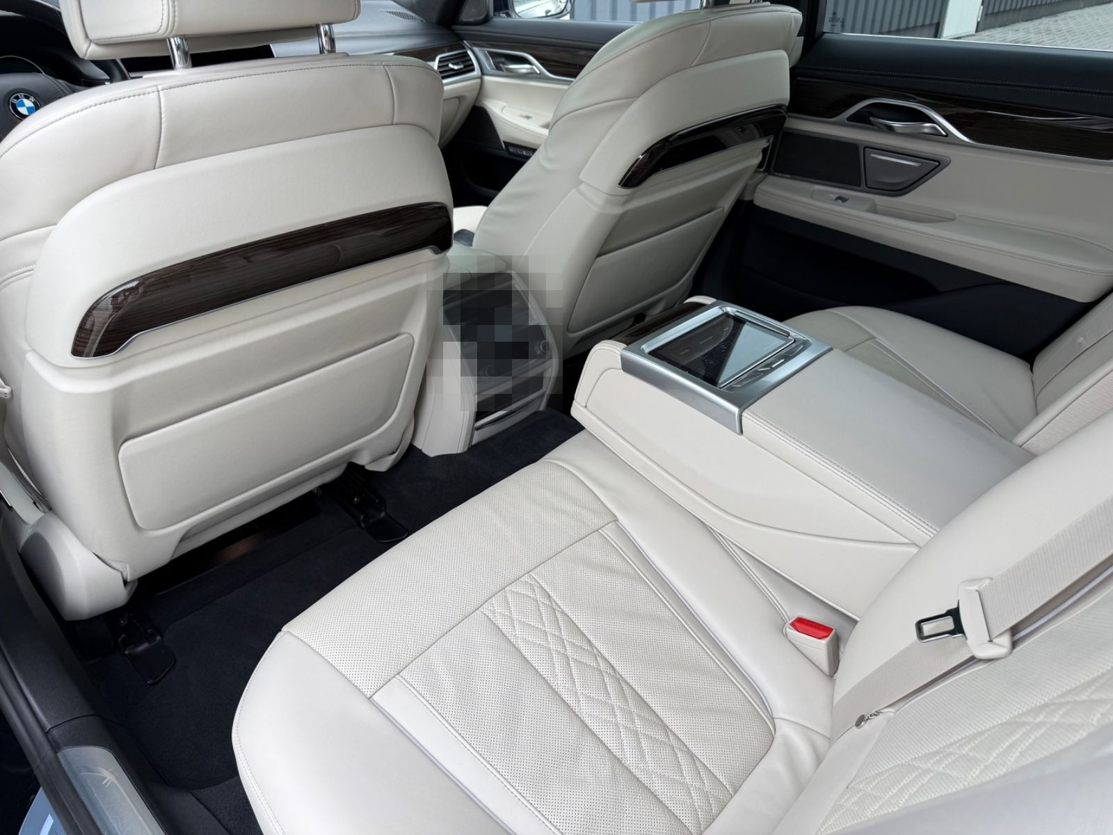 BMW 750 i xDrive*MASSAGE*NIGHT-VERSION*SOFT-CLOSE* foto 13