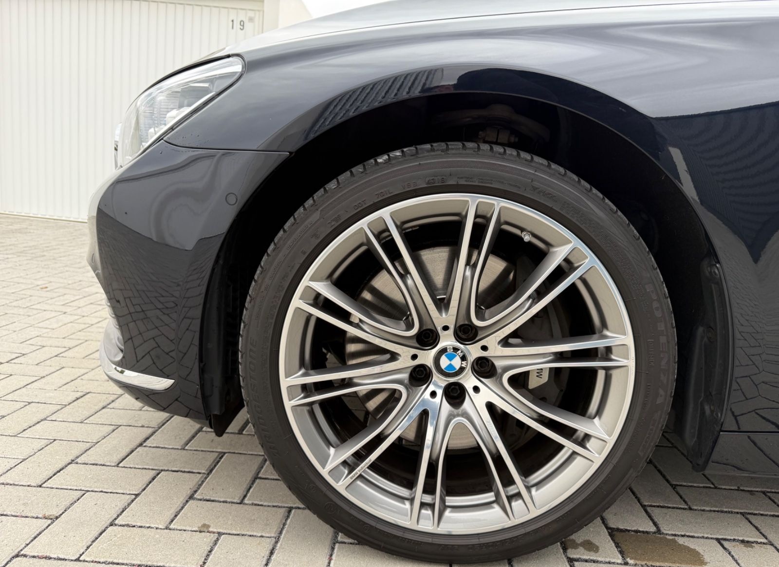 BMW 750 i xDrive*MASSAGE*NIGHT-VERSION*SOFT-CLOSE* foto 17