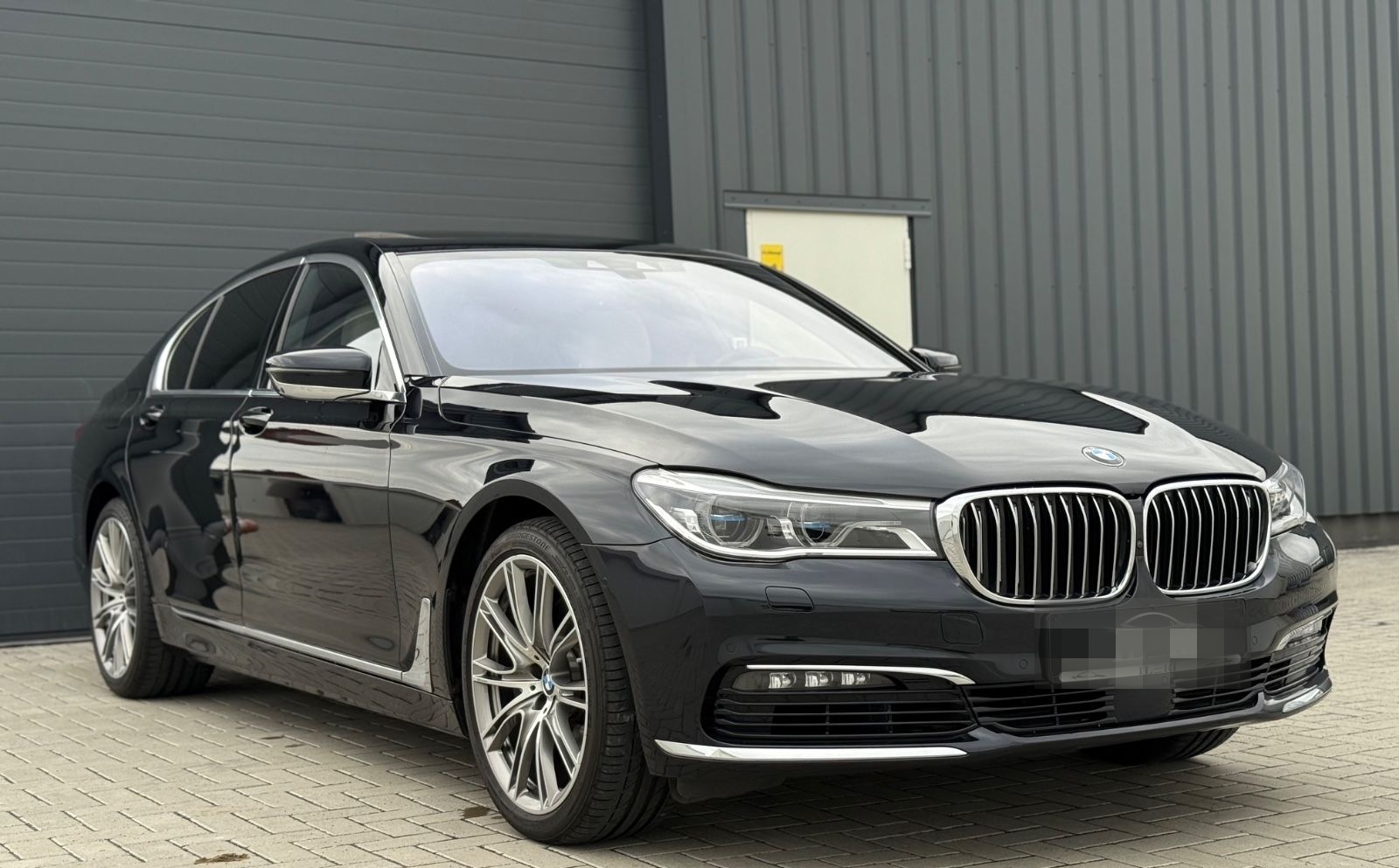 BMW 750 i xDrive*MASSAGE*NIGHT-VERSION*SOFT-CLOSE* foto 4
