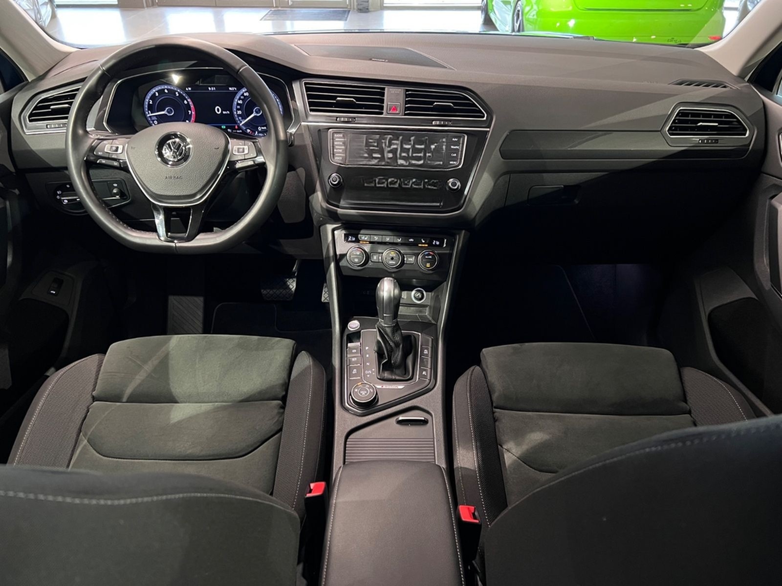 Volkswagen Tiguan 2.0TSI DSG 4MOTION Highline LED AHK DIGIT foto 22