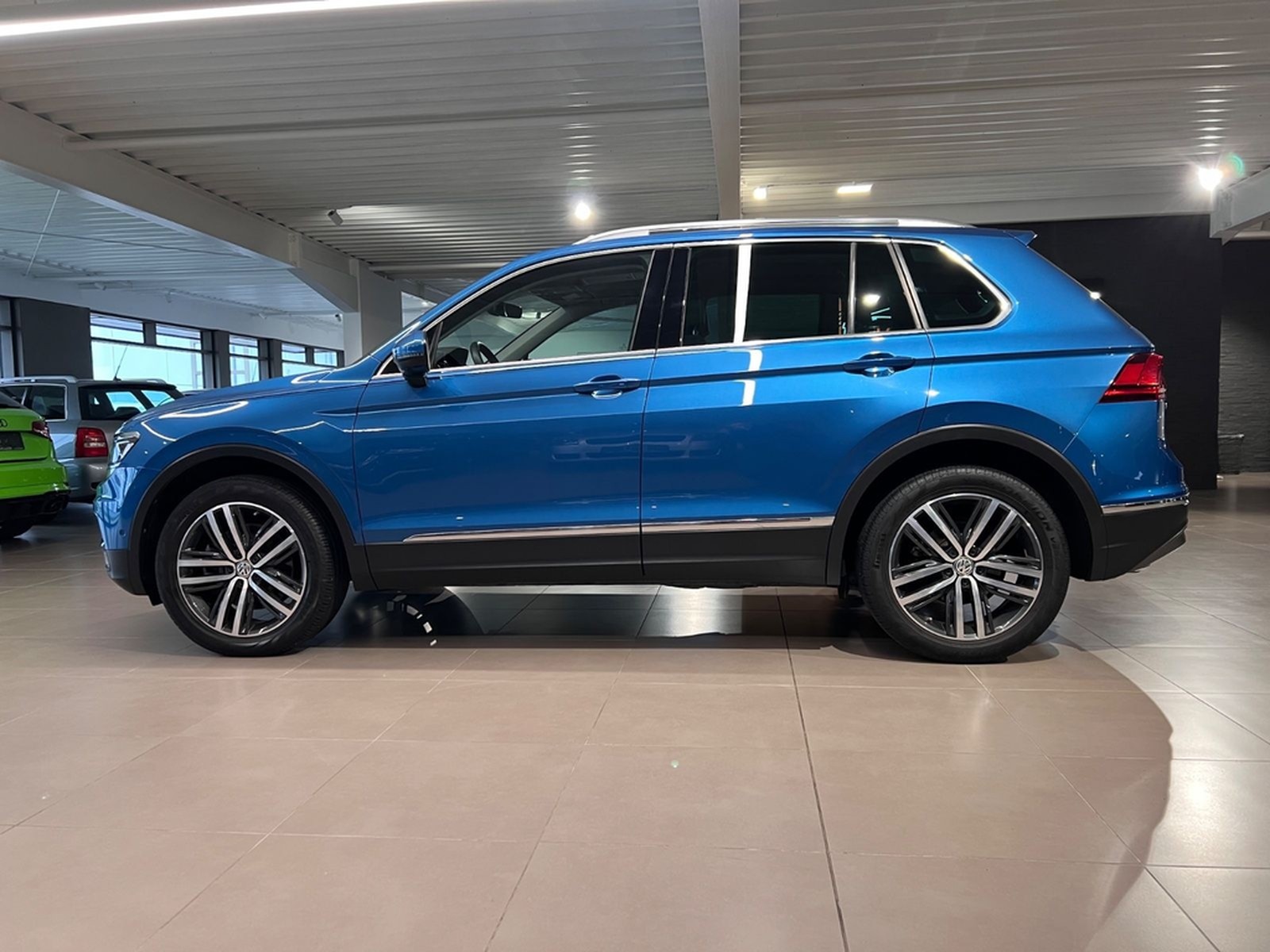Volkswagen Tiguan 2.0TSI DSG 4MOTION Highline LED AHK DIGIT foto 4