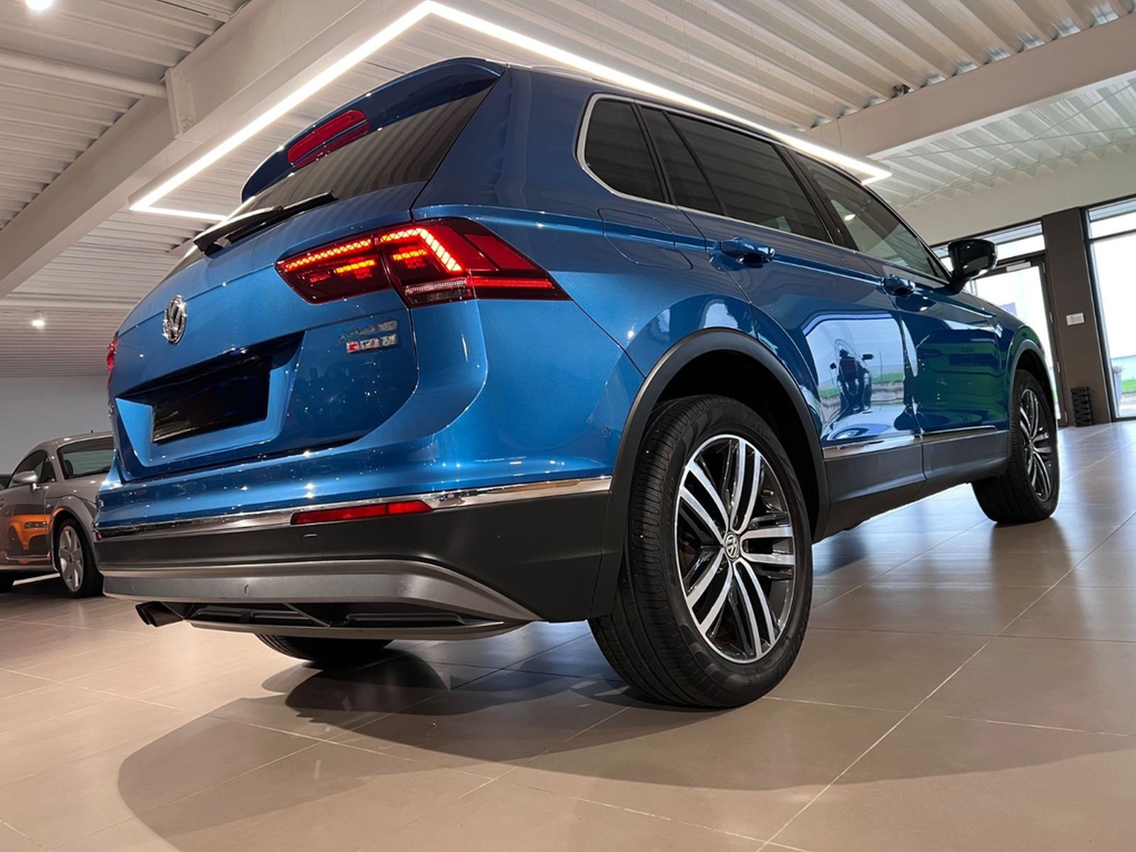 Volkswagen Tiguan 2.0TSI DSG 4MOTION Highline LED AHK DIGIT foto 8