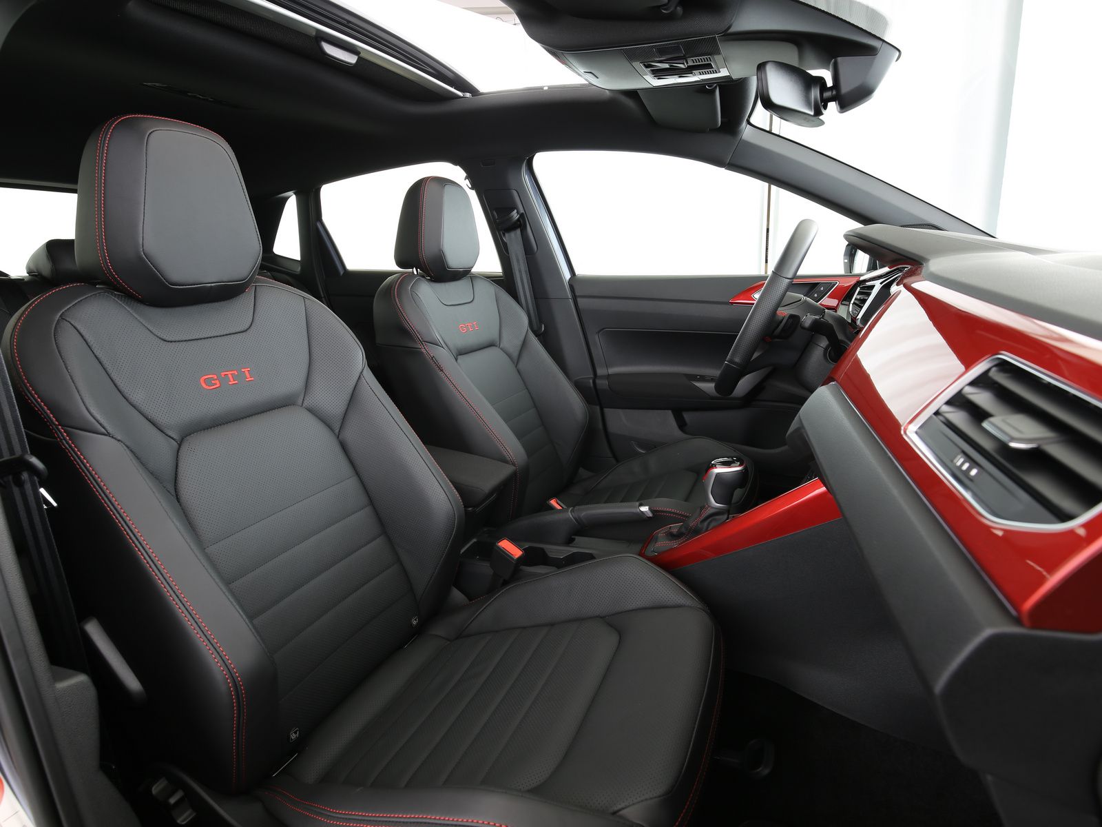 Volkswagen Polo GTI 2.0TSI 207PS DSG Black Roof Navi Leder  foto 18
