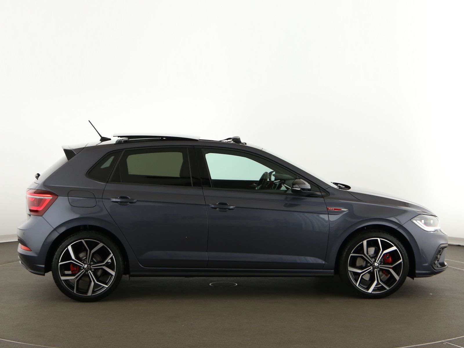 Volkswagen Polo GTI 2.0TSI 207PS DSG Black Roof Navi Leder  foto 9