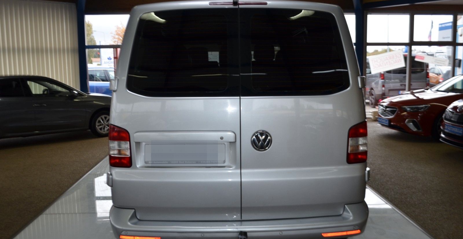 Volkswagen T5 Caravelle Kombi AUTOMATIK / 8.SITZER / R-KAM foto 6