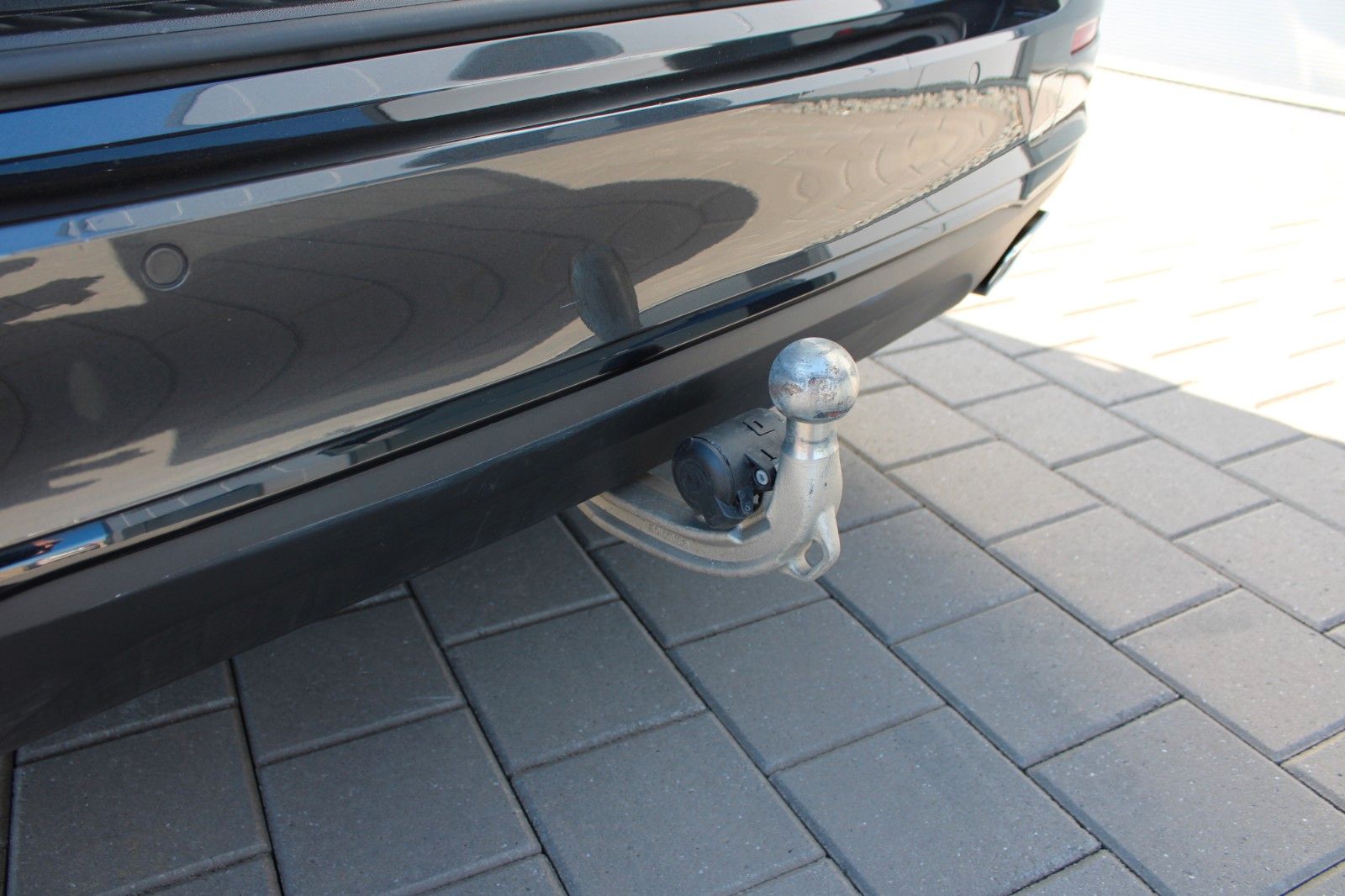 BMW 520d xDrive Touring AUT LED AHK NAVI LEDER LIVE foto 9