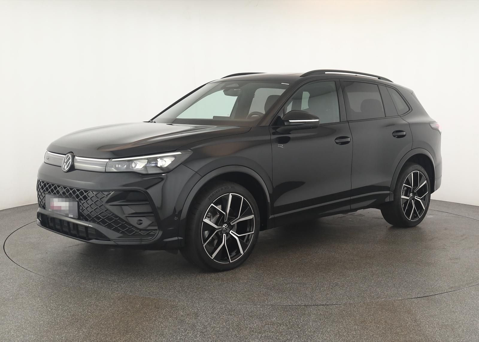 Volkswagen Tiguan 2.0 TSI DSG 4M R-Line IQ Pano Nav 360 AHK foto 2