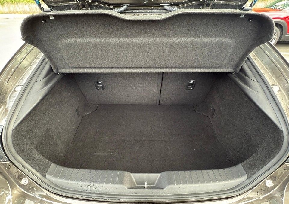 Mazda 3 SKYACTIV-G 2.0 M Hybrid Mazda3 2.0 M Hybrid 6G foto 8