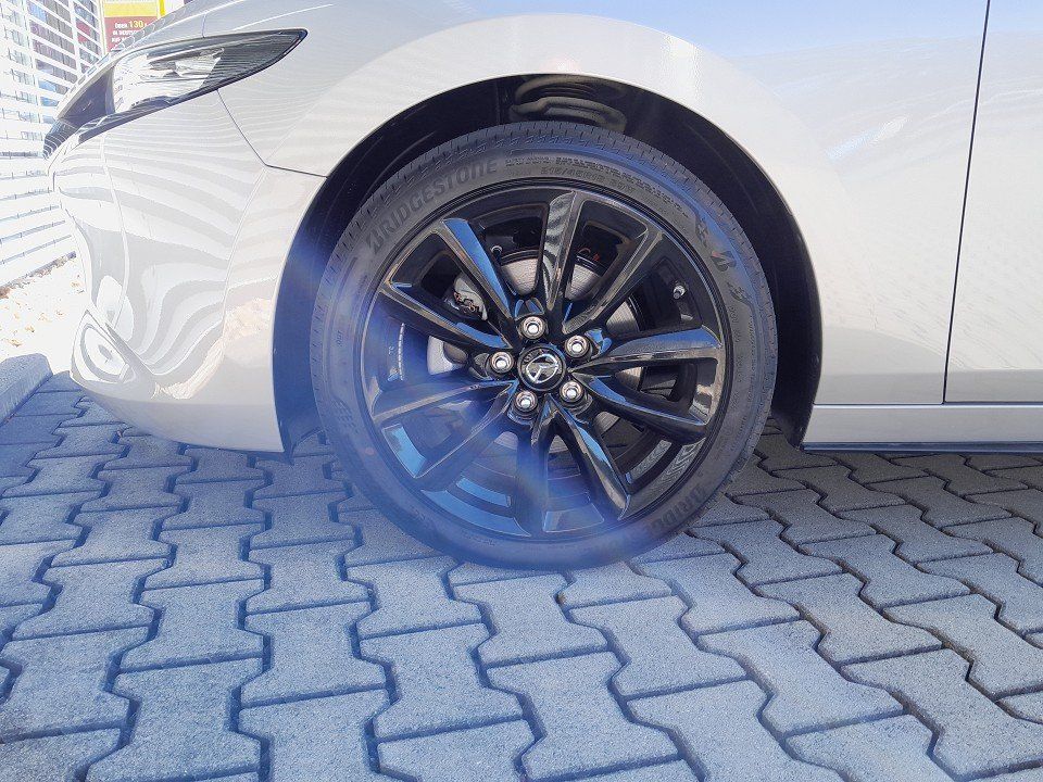 Mazda 3 e-SKY G (140PS) 6AT HOMURA LED PDC SD-Navi Log foto 12
