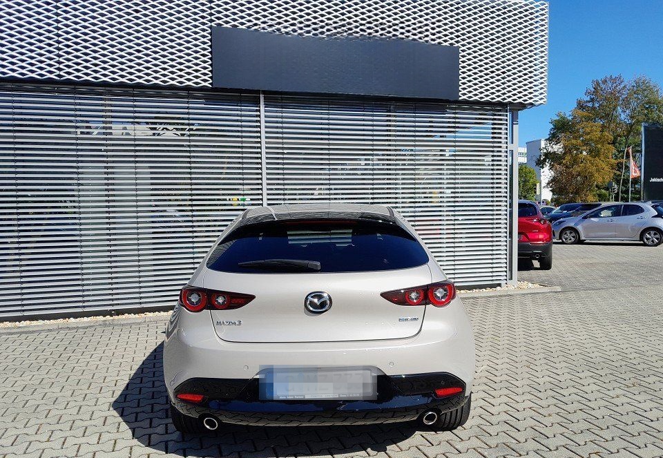 Mazda 3 e-SKY G (140PS) 6AT HOMURA LED PDC SD-Navi Log foto 5