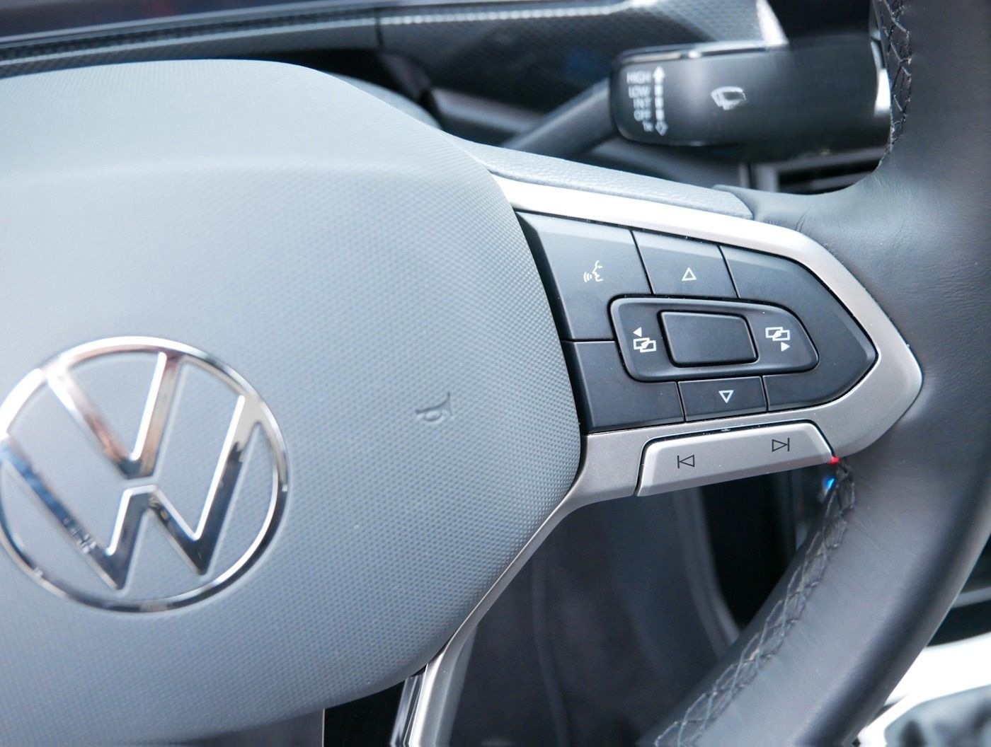 Volkswagen T-Cross 1.0 TSI Life NEU32T ACC NAVI SHZ LED PDC foto 11