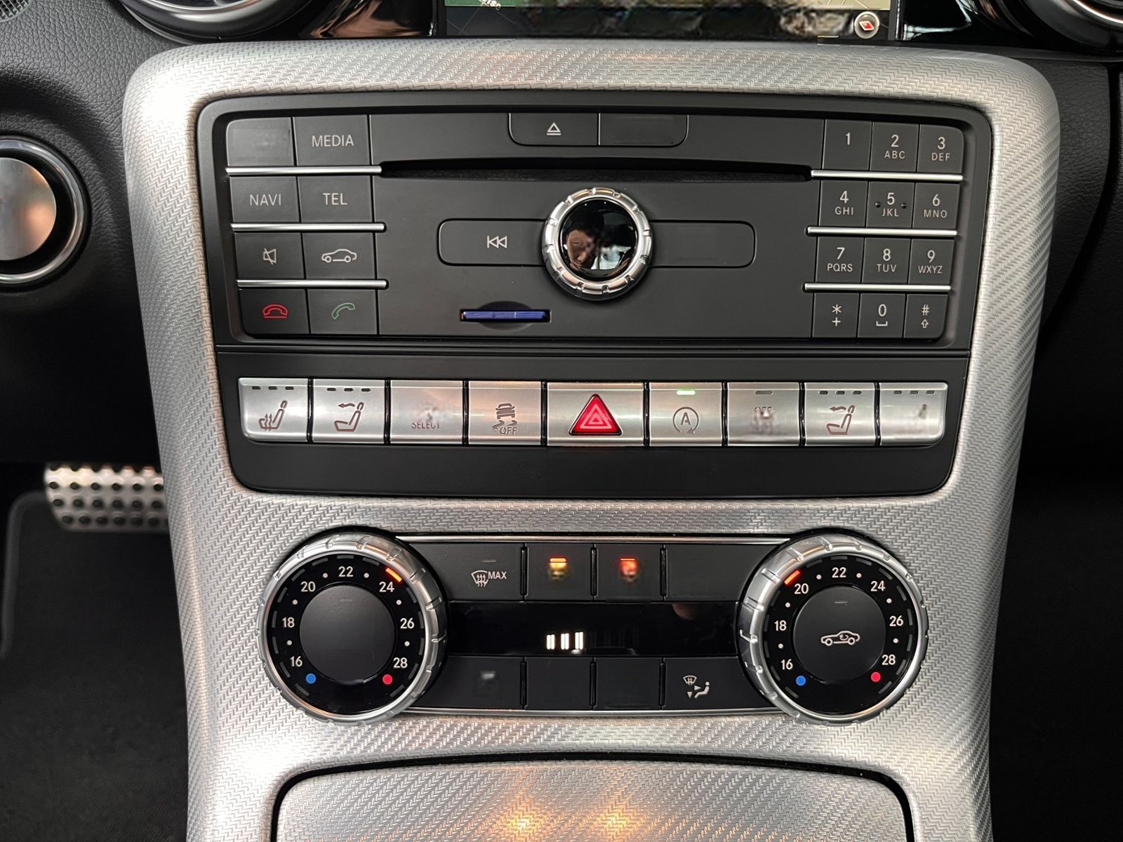 Mercedes-Benz SLC 300 AMG-LINE LED NAVI ALU AIRSCRAF foto 15