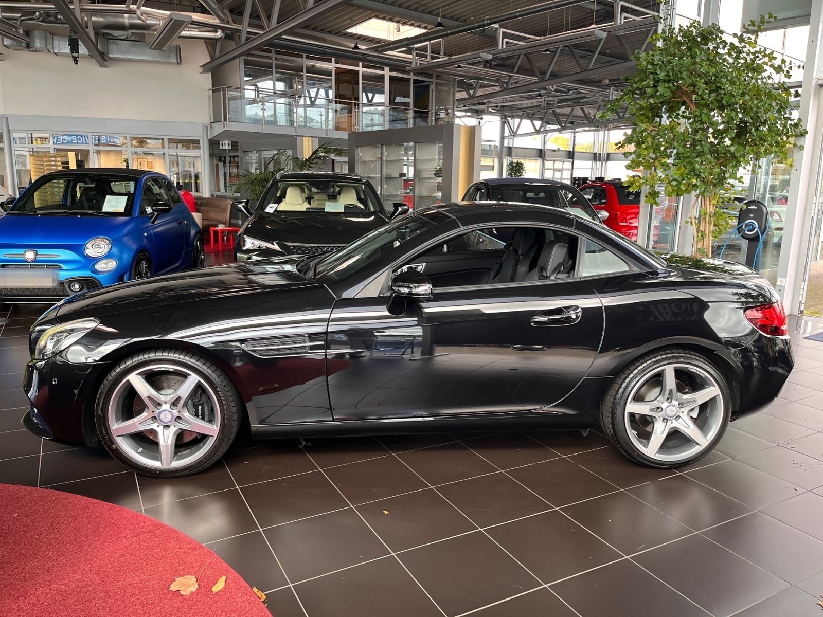 Mercedes-Benz SLC 300 AMG-LINE LED NAVI ALU AIRSCRAF foto 4