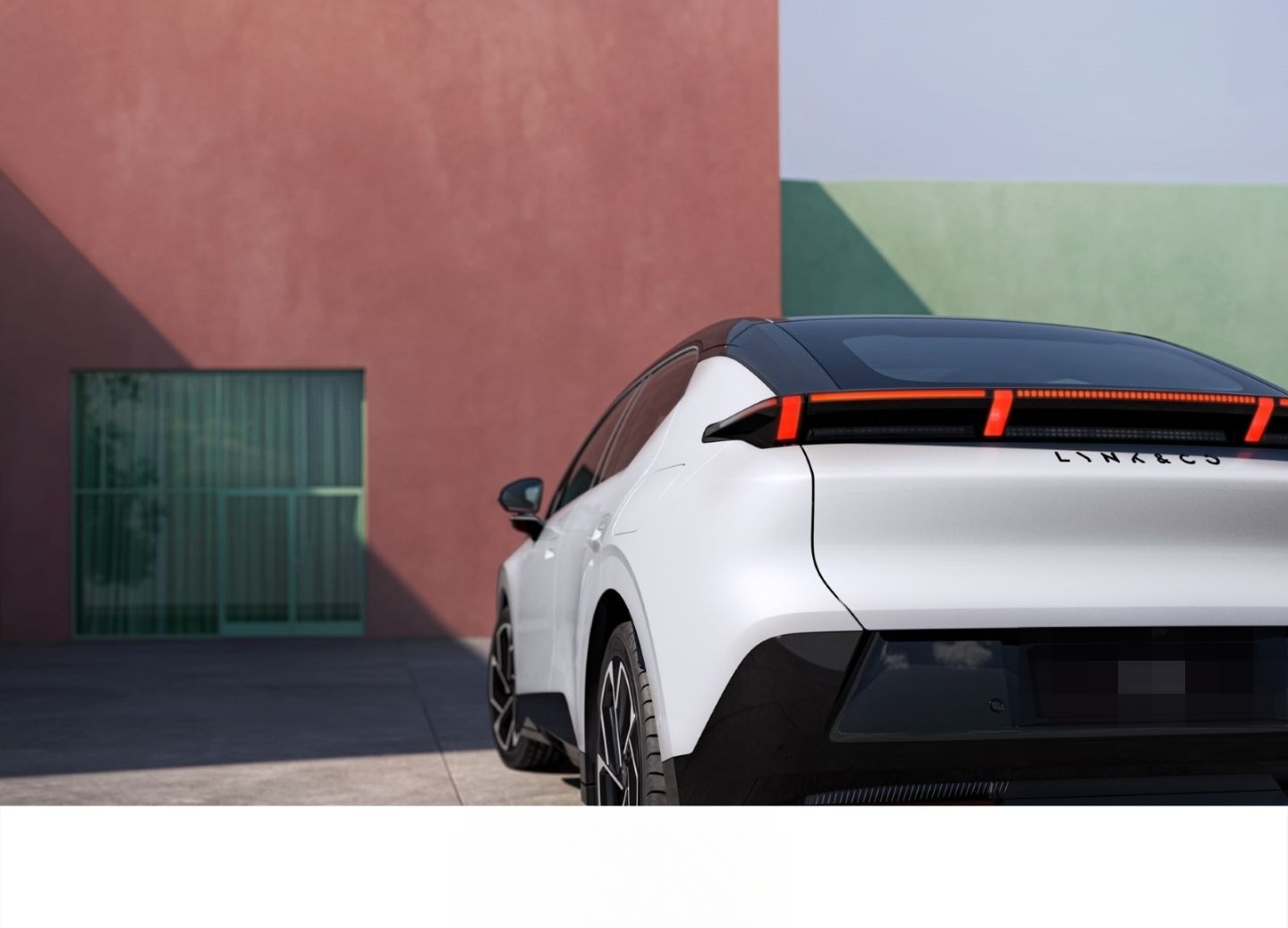 Lynk&Co 02 Core/ 4 Jahre Garantie / 445KM Reichweite / L foto 2