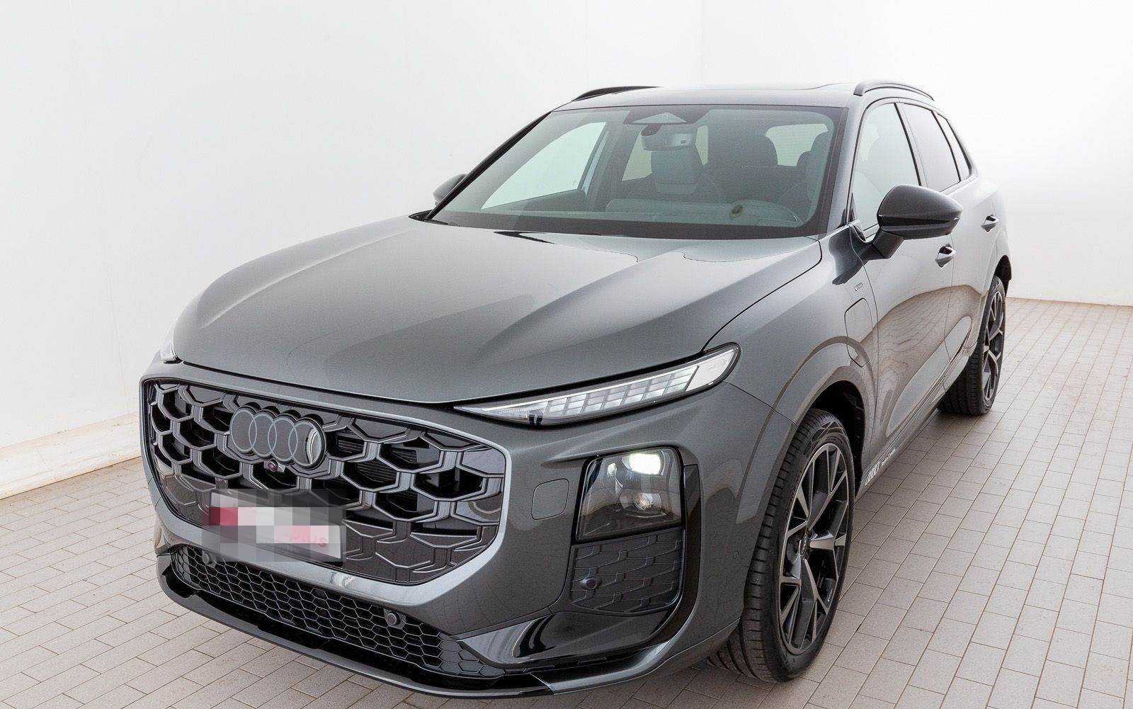Audi Q3 e-hybrid S tronic foto 3