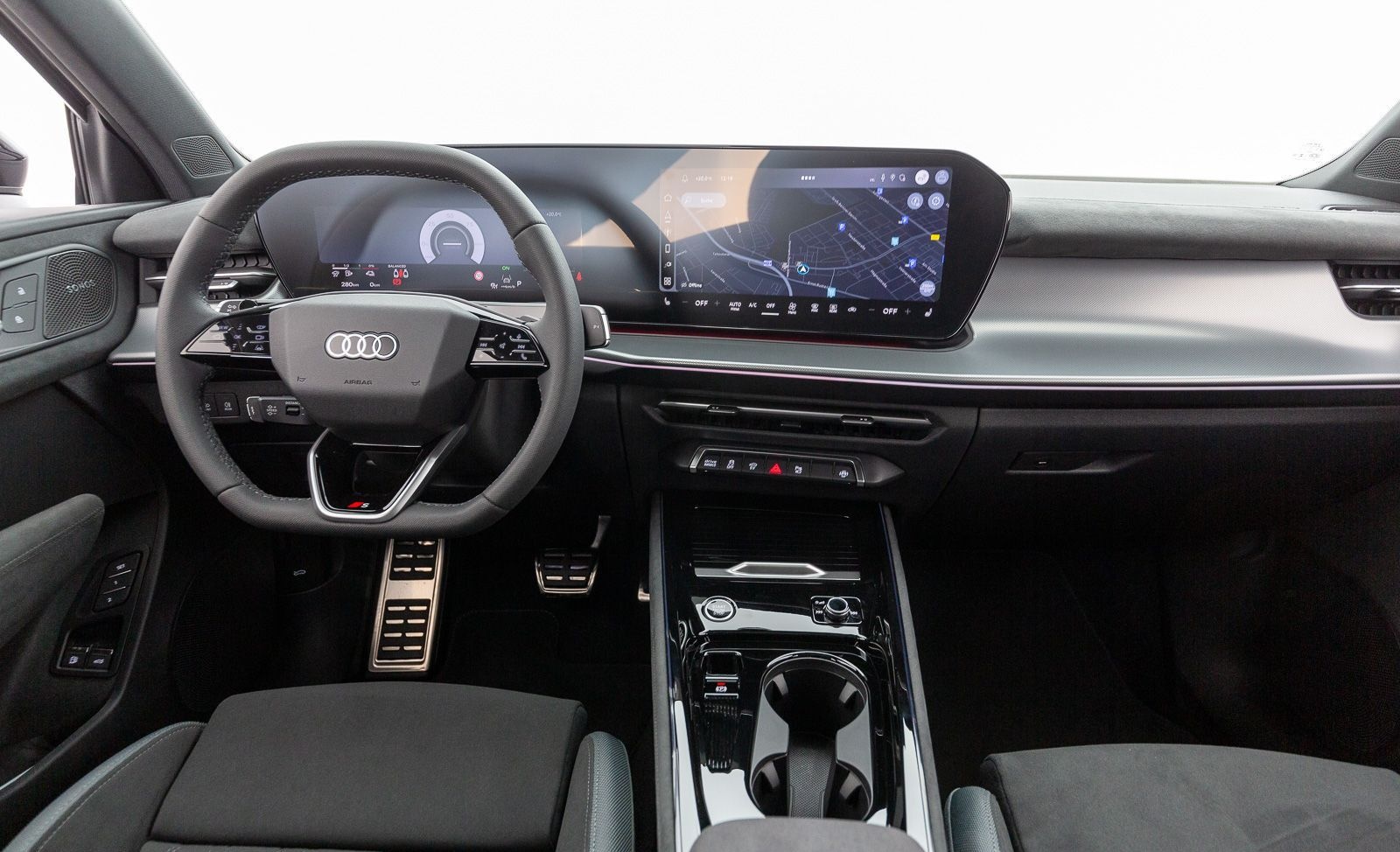 Audi Q3 e-hybrid S tronic foto 9
