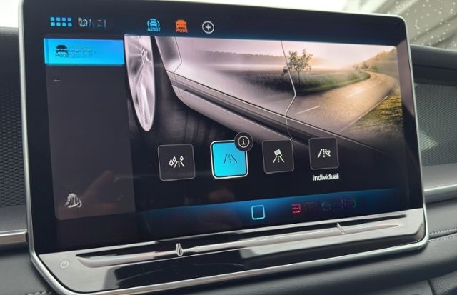 Volkswagen Tayron 1.5l eTSI LIFE APP+ACC+AHK+REAR+LED+SIDE foto 17