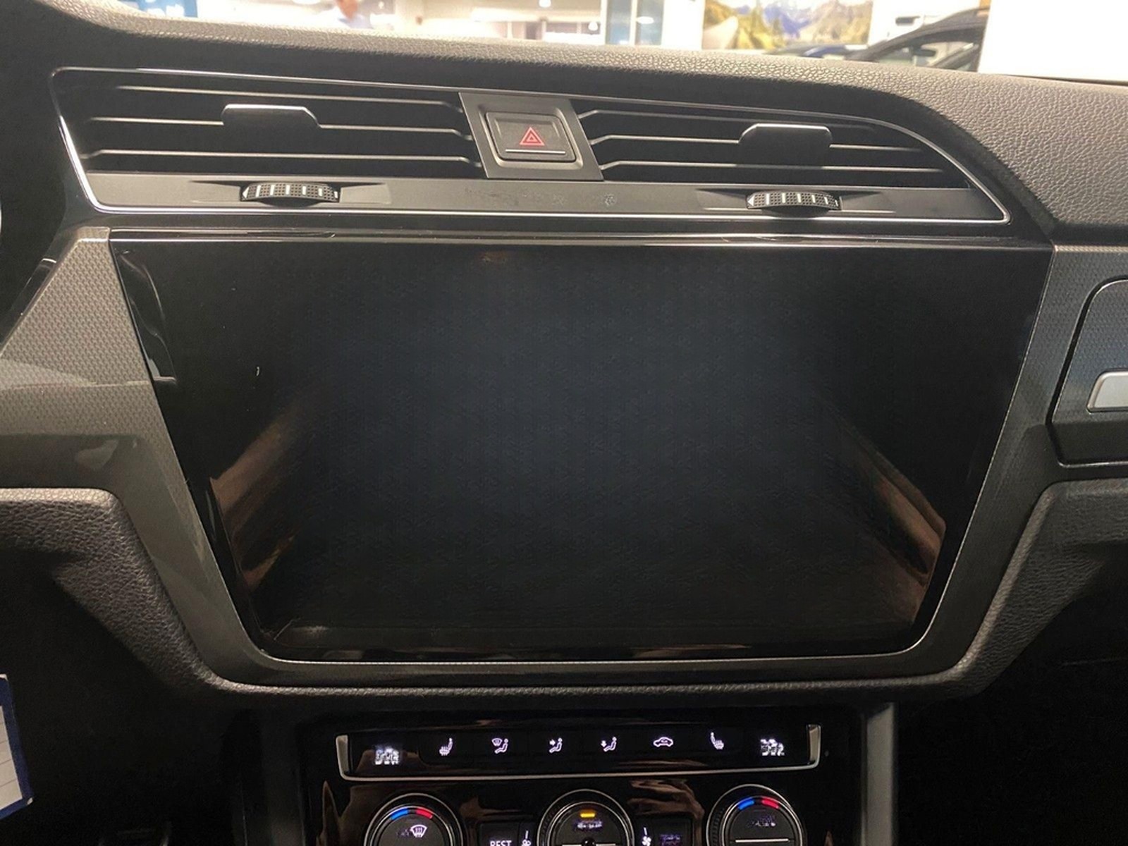 Volkswagen Touran 1.5 TSI JOIN+NAVI+AHK schwenk+KAMERA+ACC+ foto 15