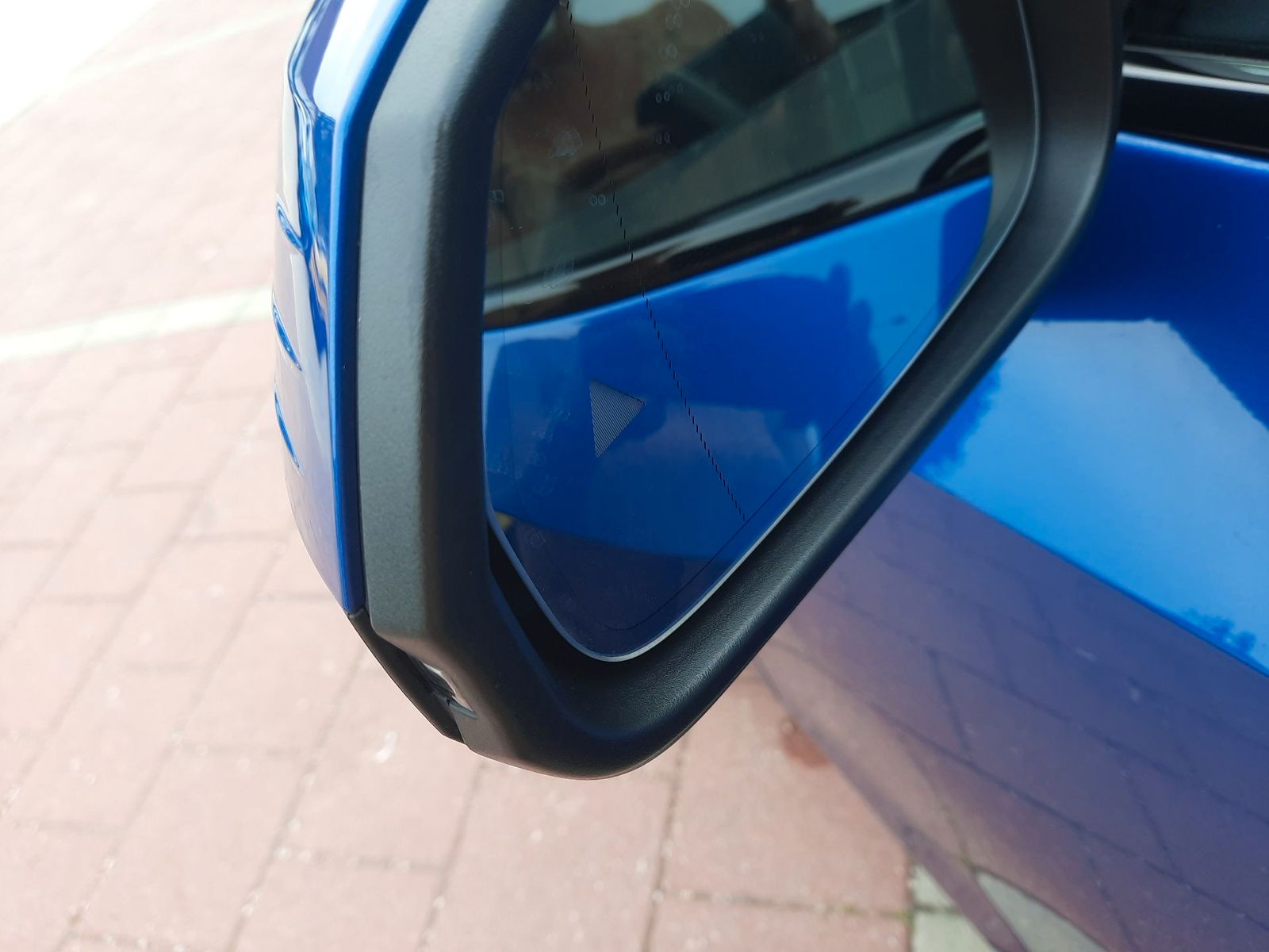 BMW 218i Active Tourer M-Sport LED Kamera Lenkrad be foto 11