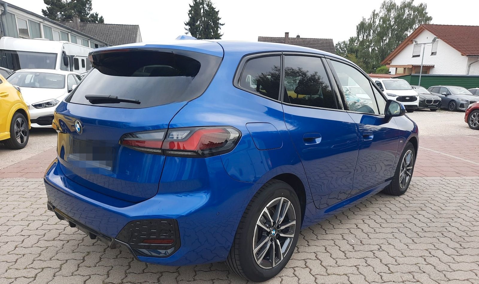 BMW 218i Active Tourer M-Sport LED Kamera Lenkrad be foto 6
