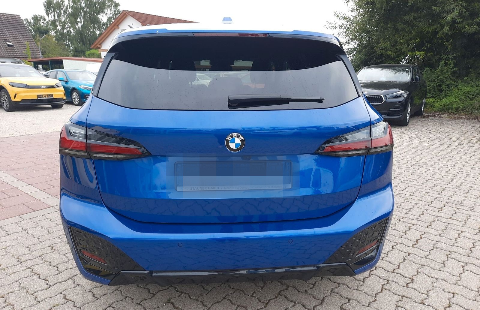 BMW 218i Active Tourer M-Sport LED Kamera Lenkrad be foto 7