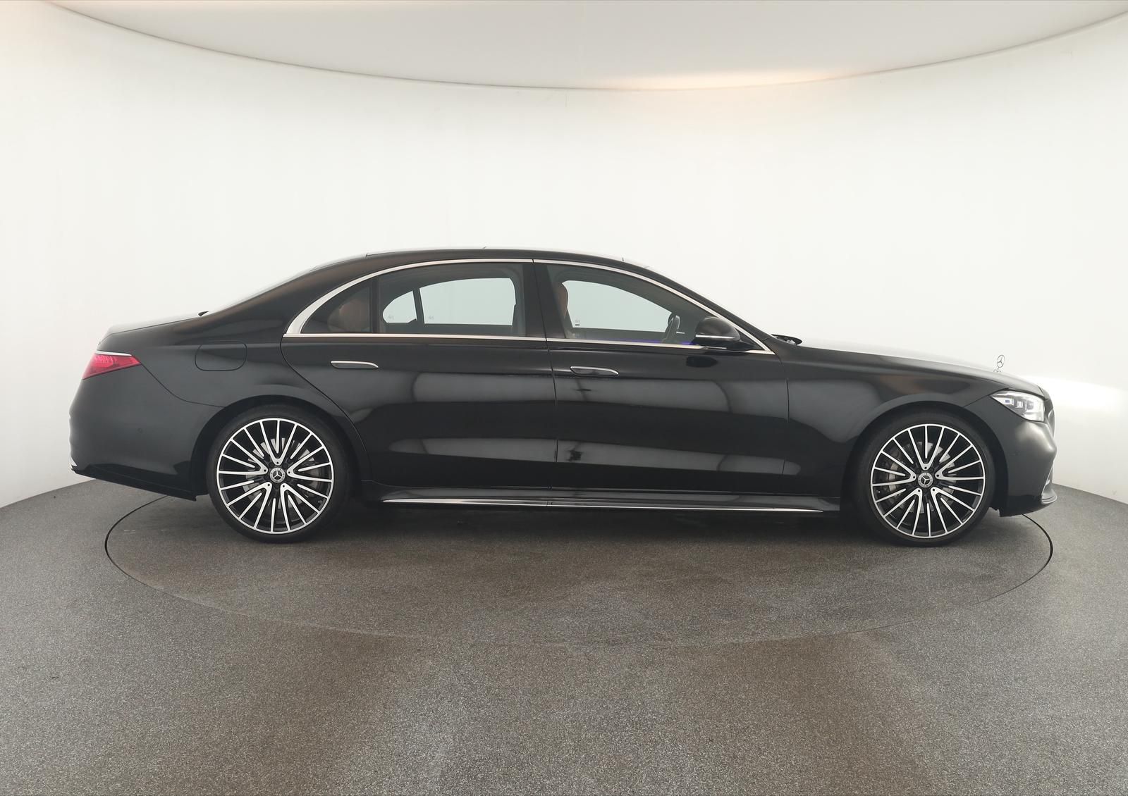 Mercedes-Benz S 580 lang AMG DIGITAL Pano HUD HighEndFond 21" foto 4