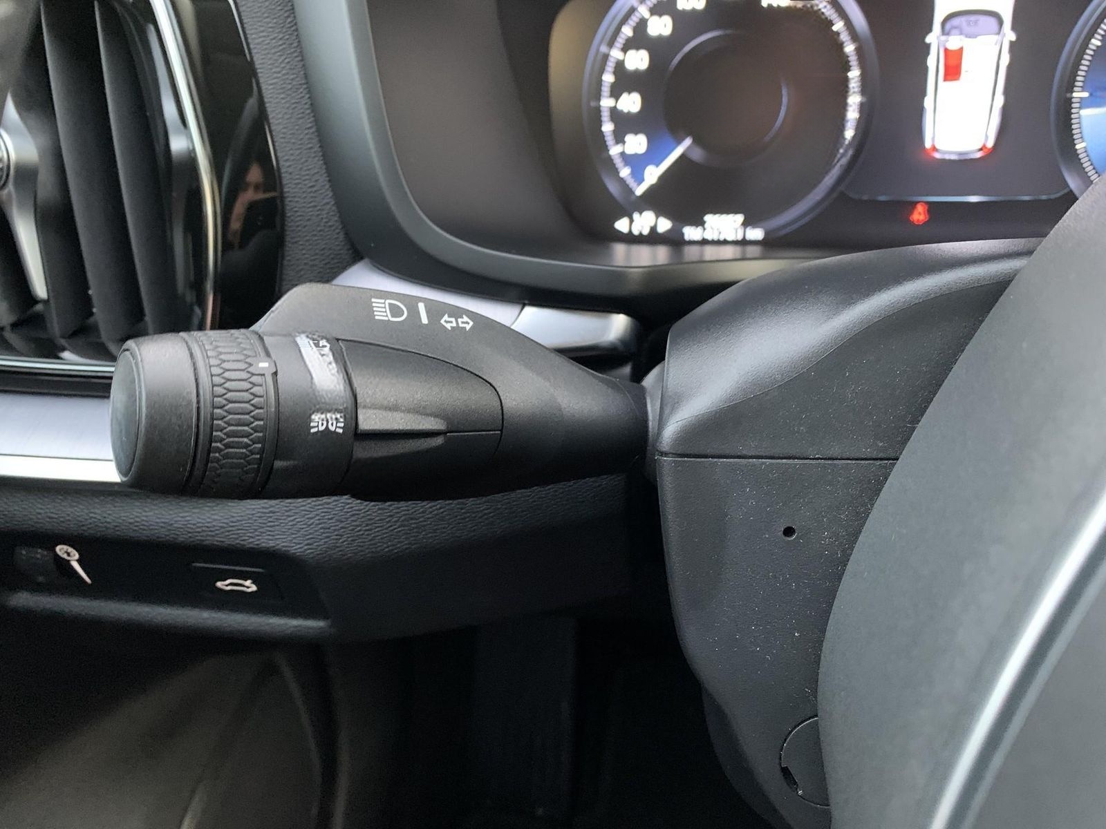 Volvo V60 Momentum Pro B4 AHK+LED+BLIS+Virtual+DAB foto 21