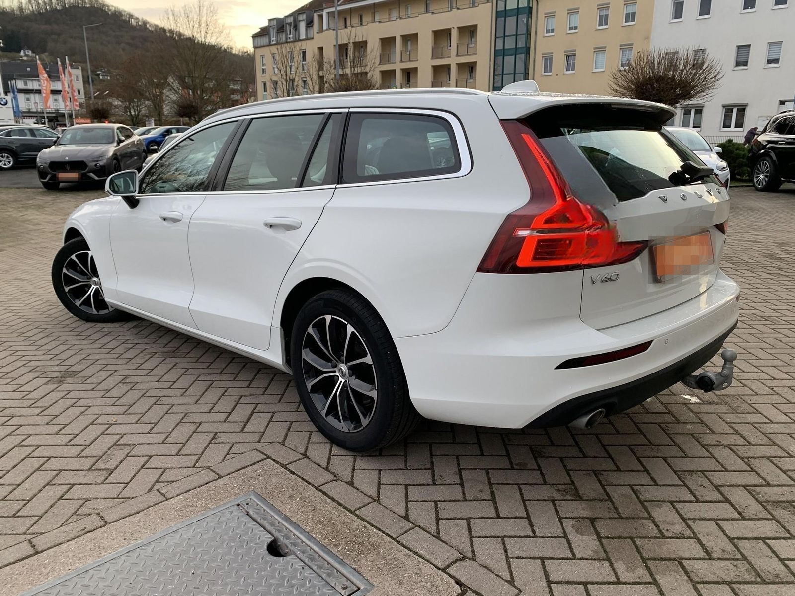 Volvo V60 Momentum Pro B4 AHK+LED+BLIS+Virtual+DAB foto 10