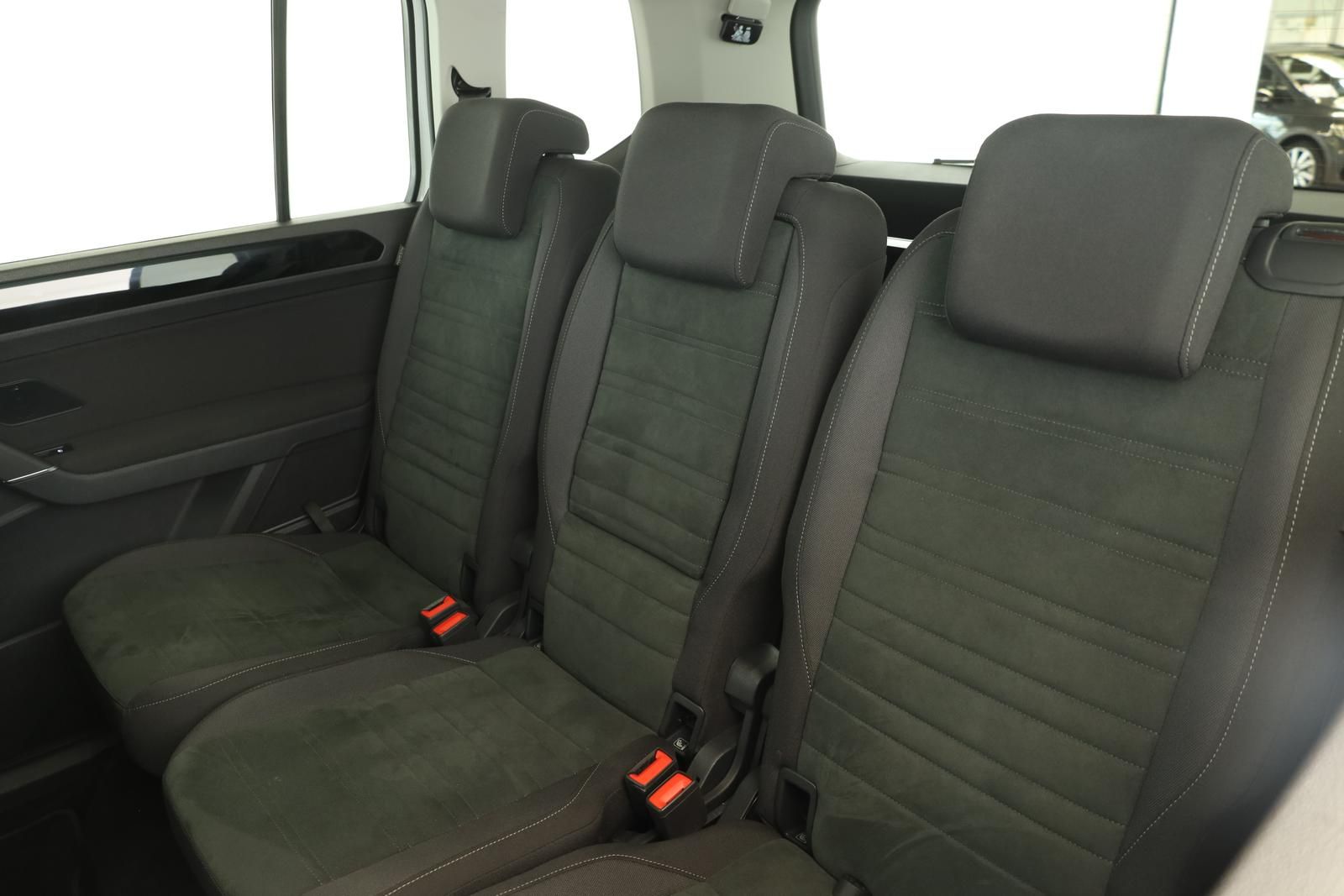 Volkswagen Touran 1.5 TSI DSG Highline 7 Pano Navi Key Kam foto 15