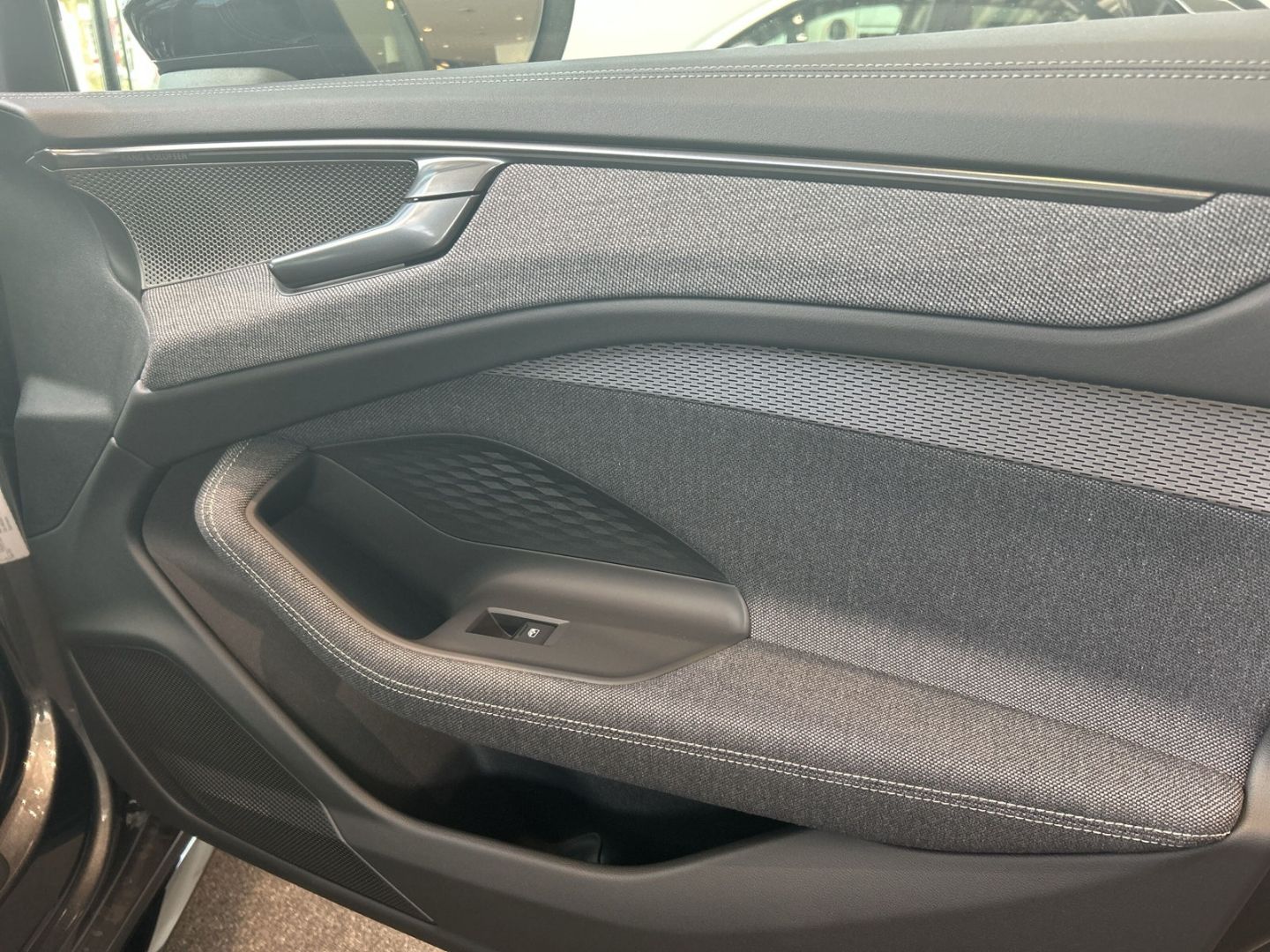 Audi A6 AVANT TDI LED+PANO+B&O+ALLRADLENKUNG+PANOGLAS foto 22