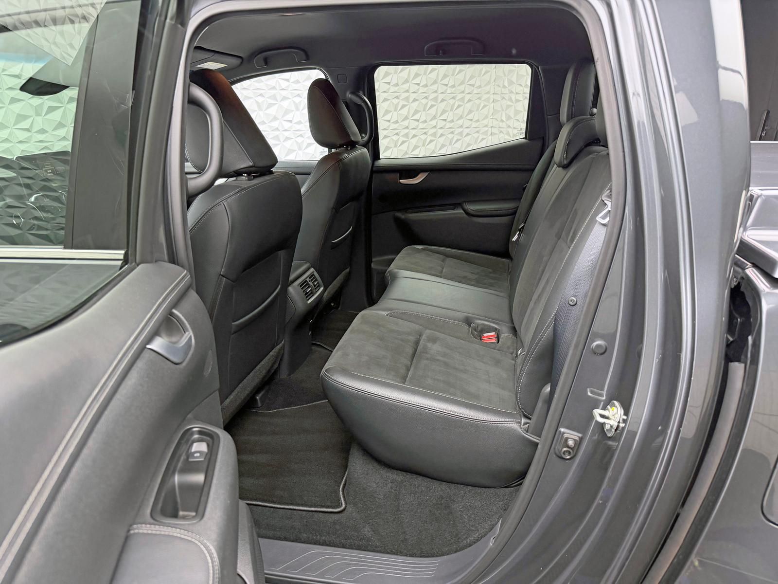 Mercedes-Benz X 350d POWER/STANDHEIZUNG/4MAT/LED/KEYL/360°/AHK foto 16